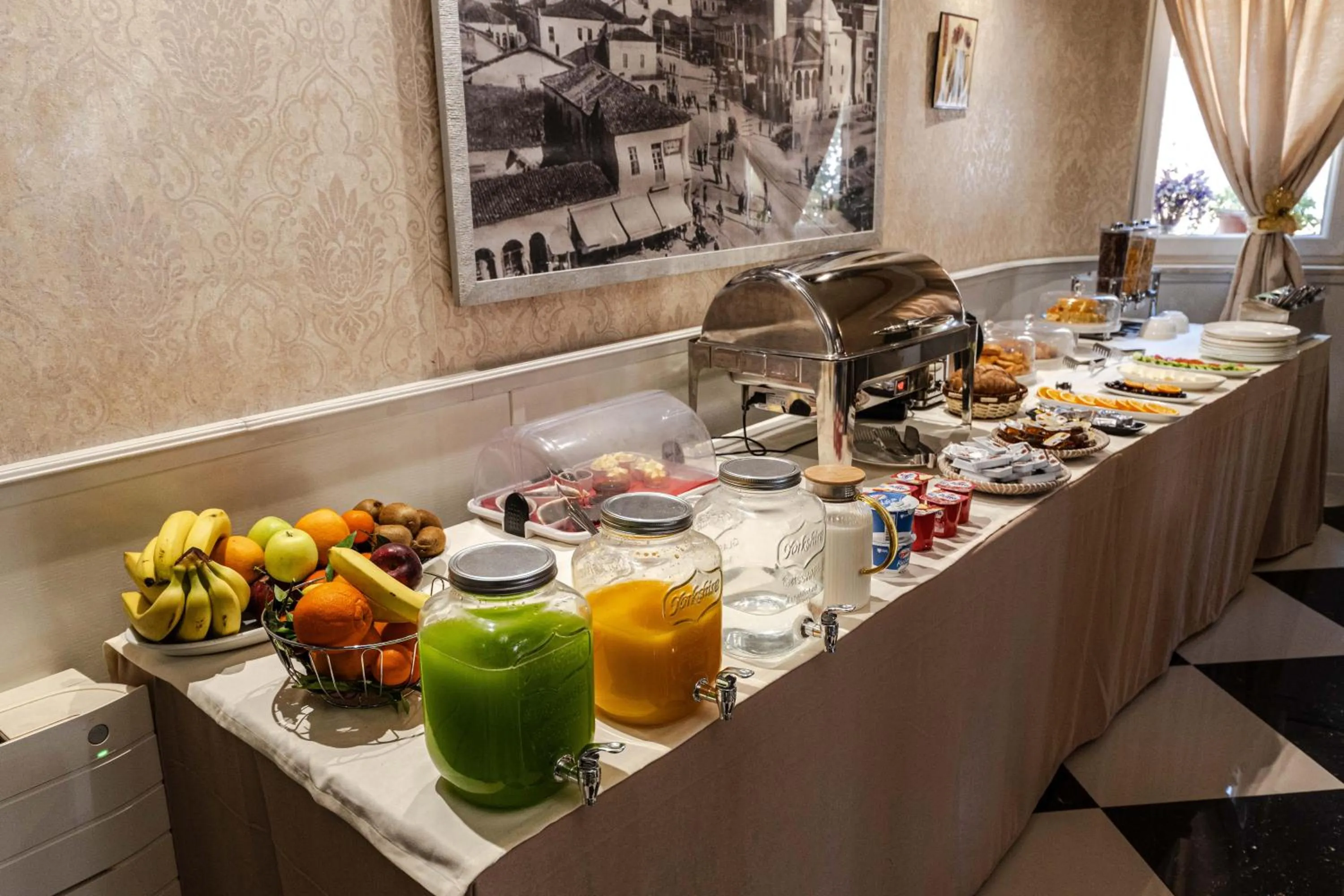 Food and drinks in Hotel Aria