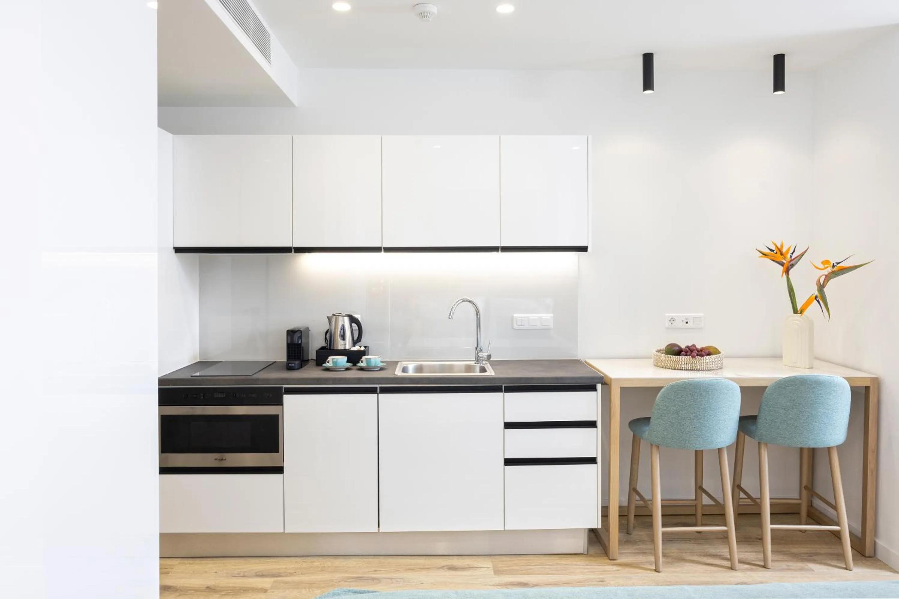 Kitchen or kitchenette in Hestia - Asklipiou 9