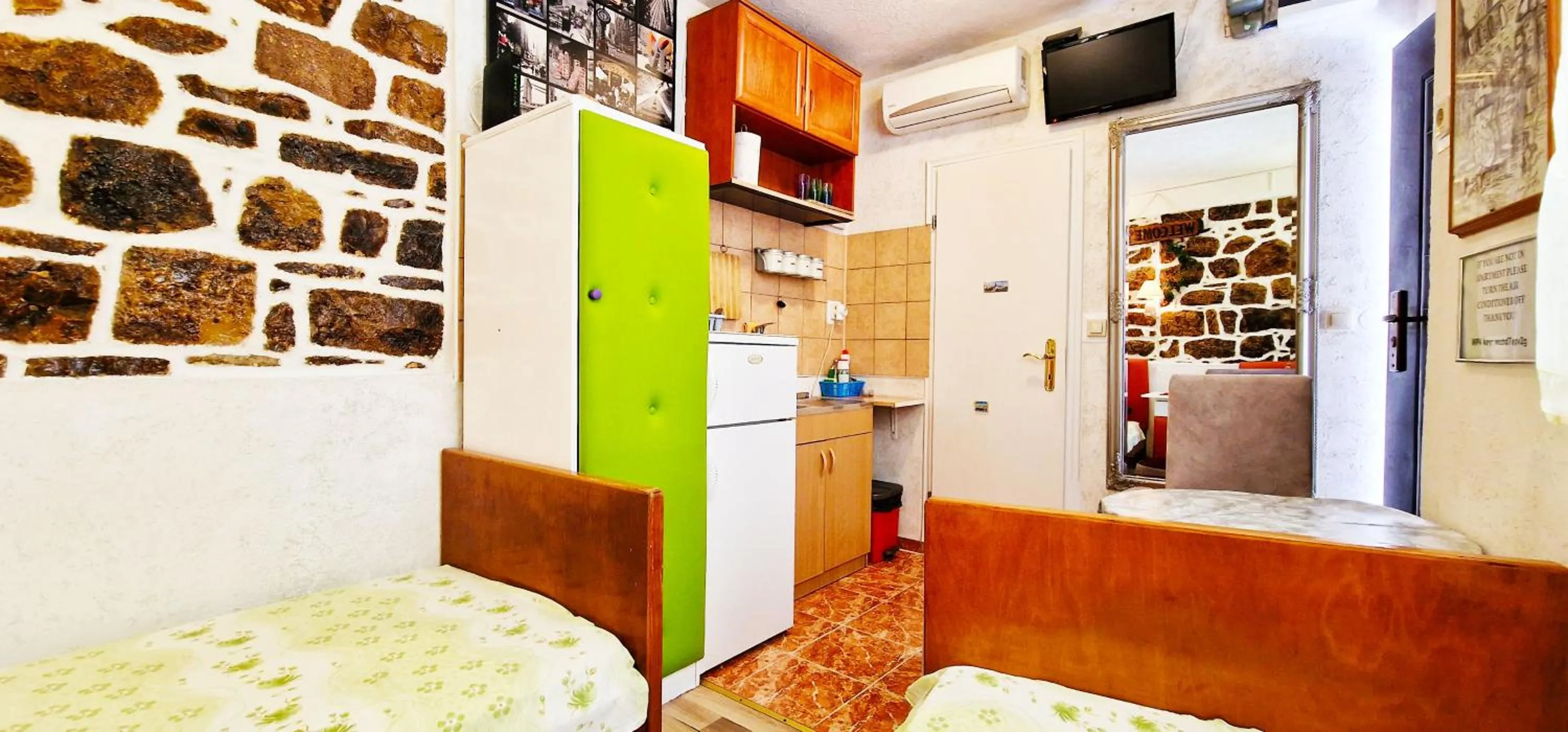 Kitchen or kitchenette in Croparadise Hostel