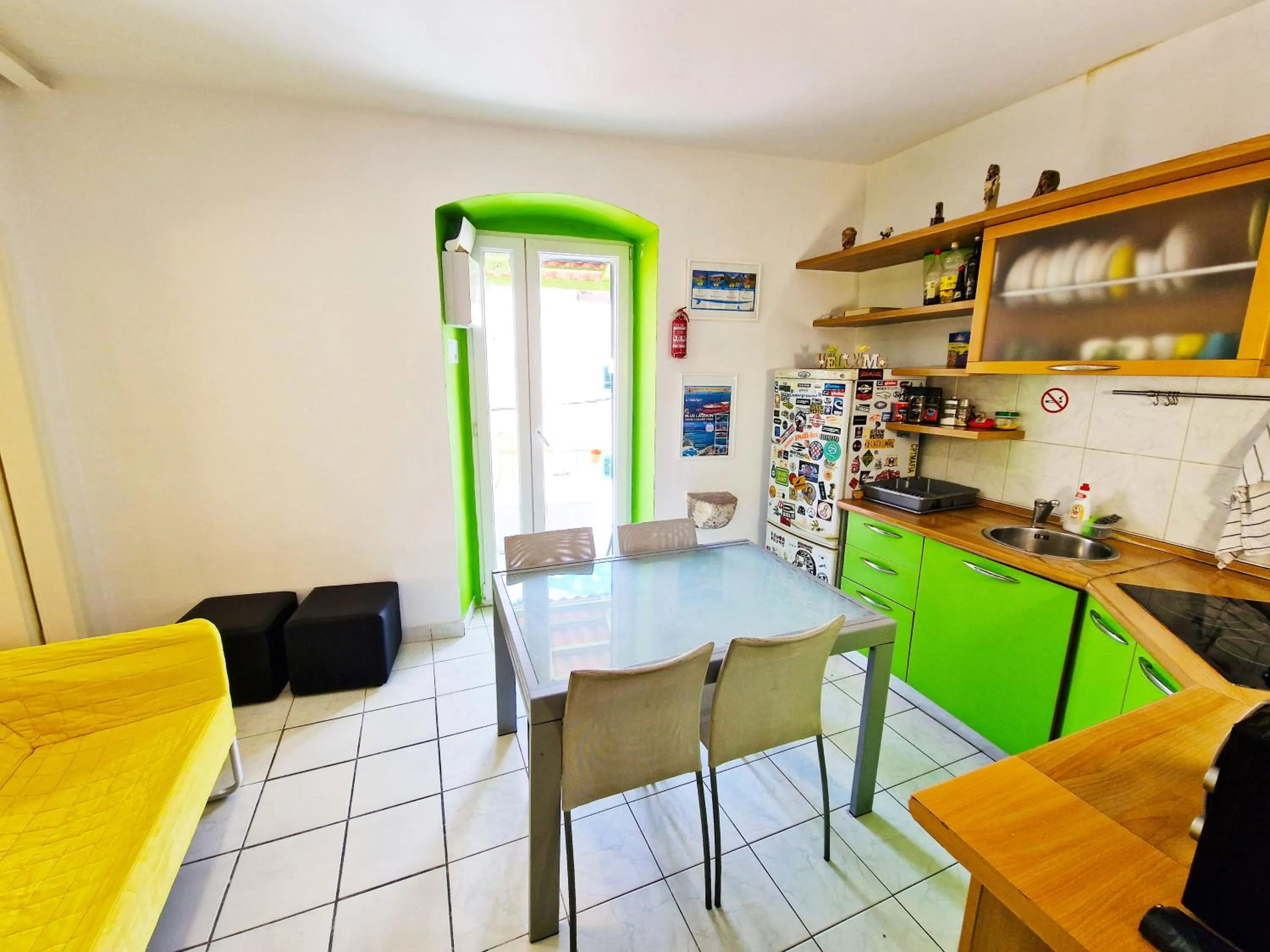 Kitchen or kitchenette in Croparadise Hostel