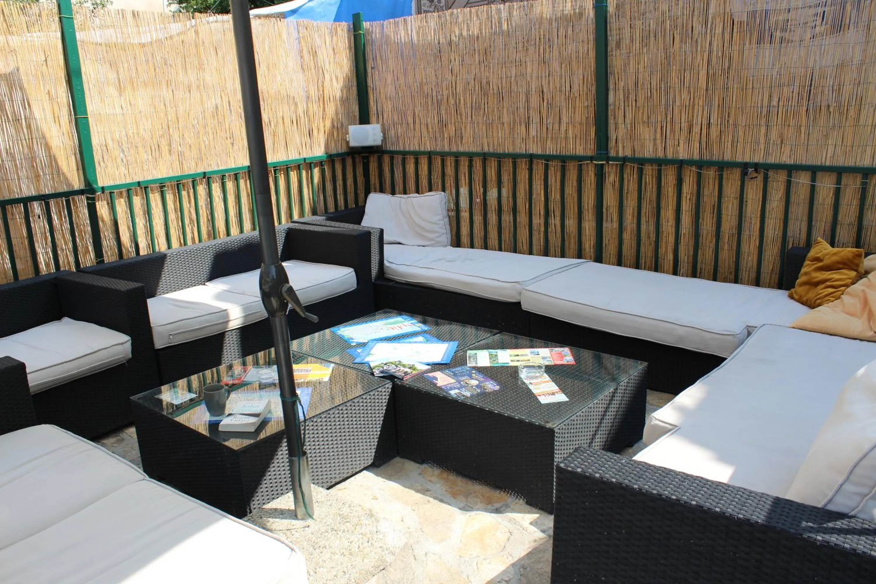 Balcony/Terrace in Croparadise Hostel