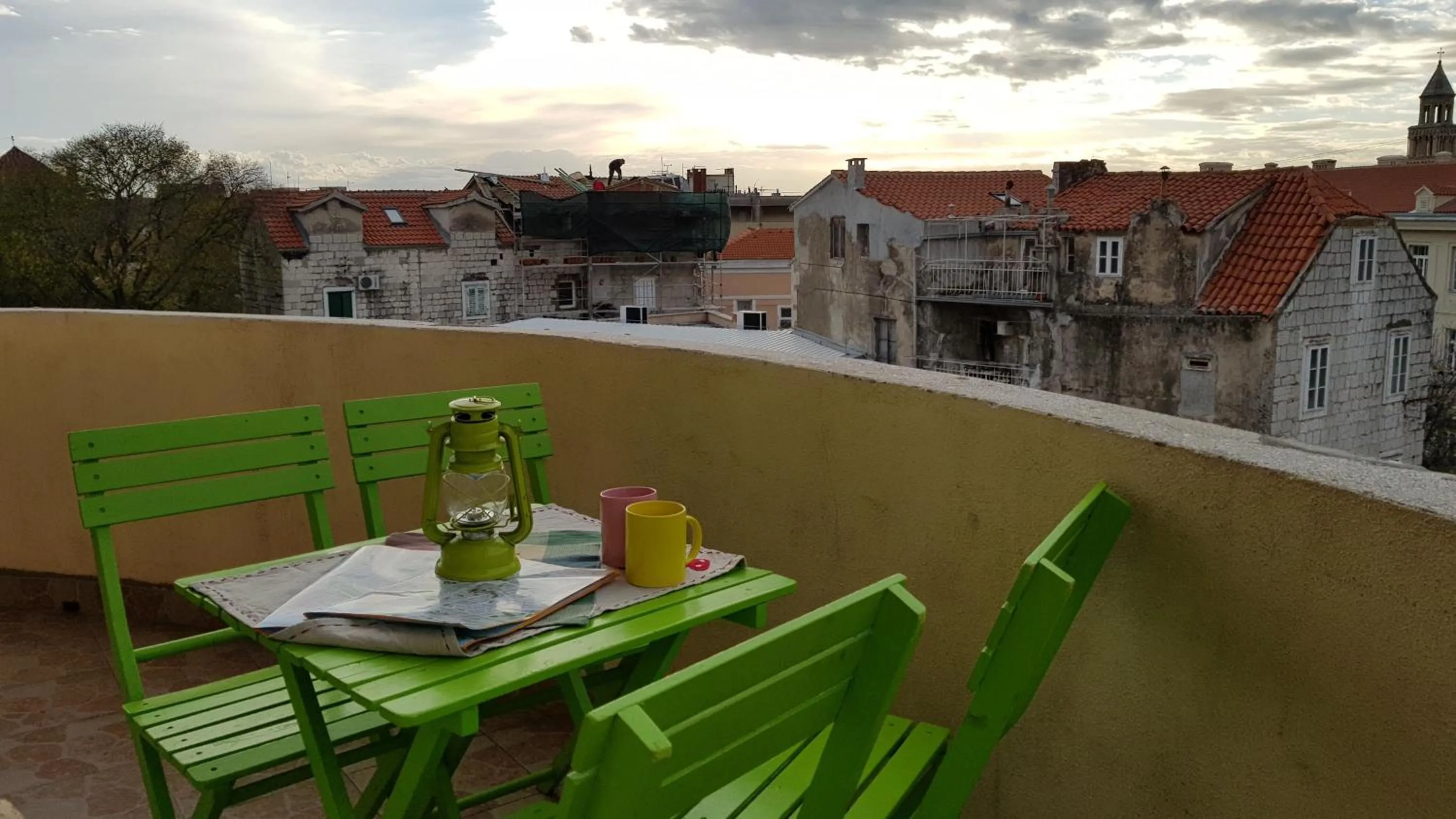 Property building in Croparadise Hostel