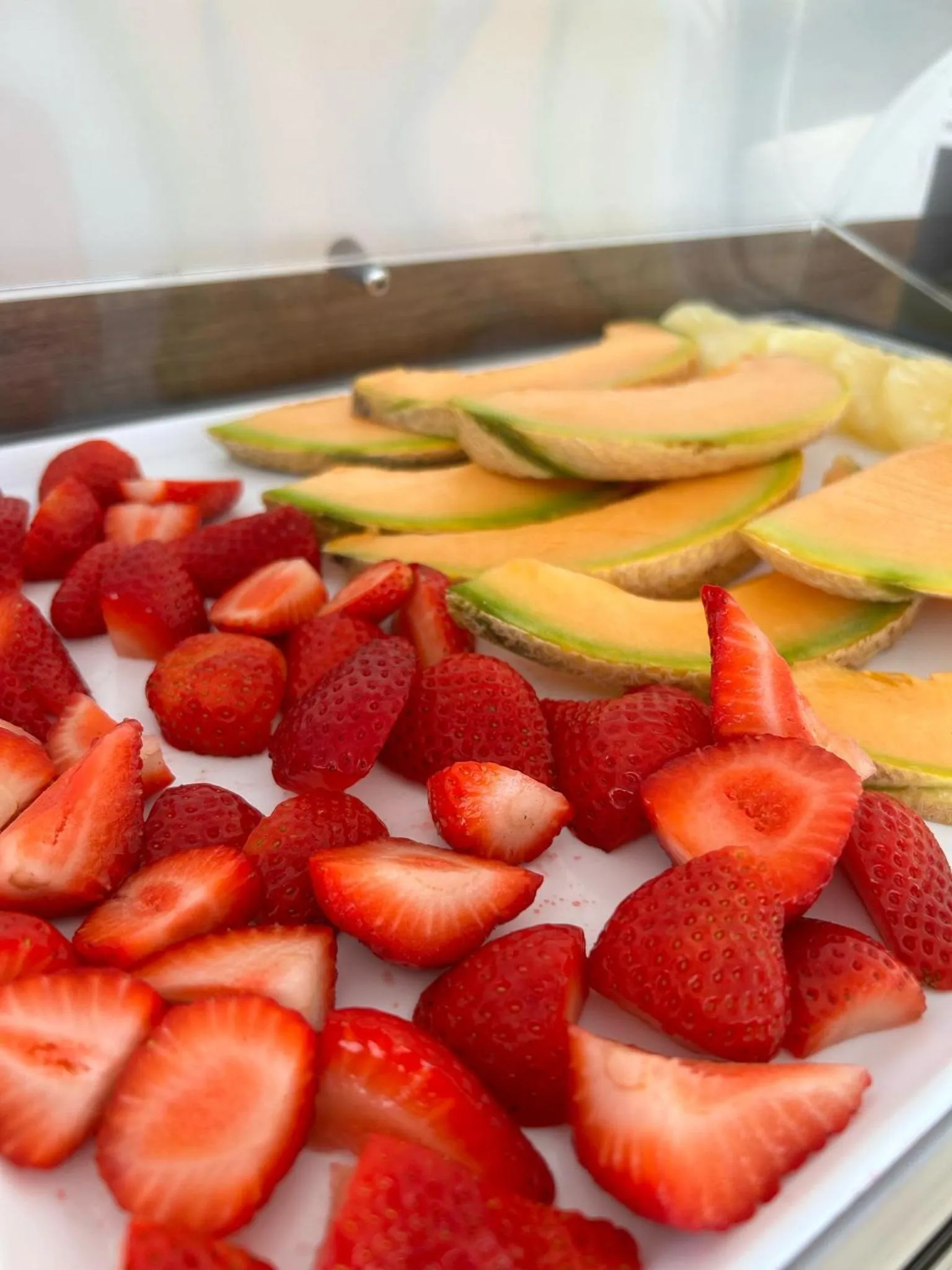 Buffet breakfast in Middle Town Palace