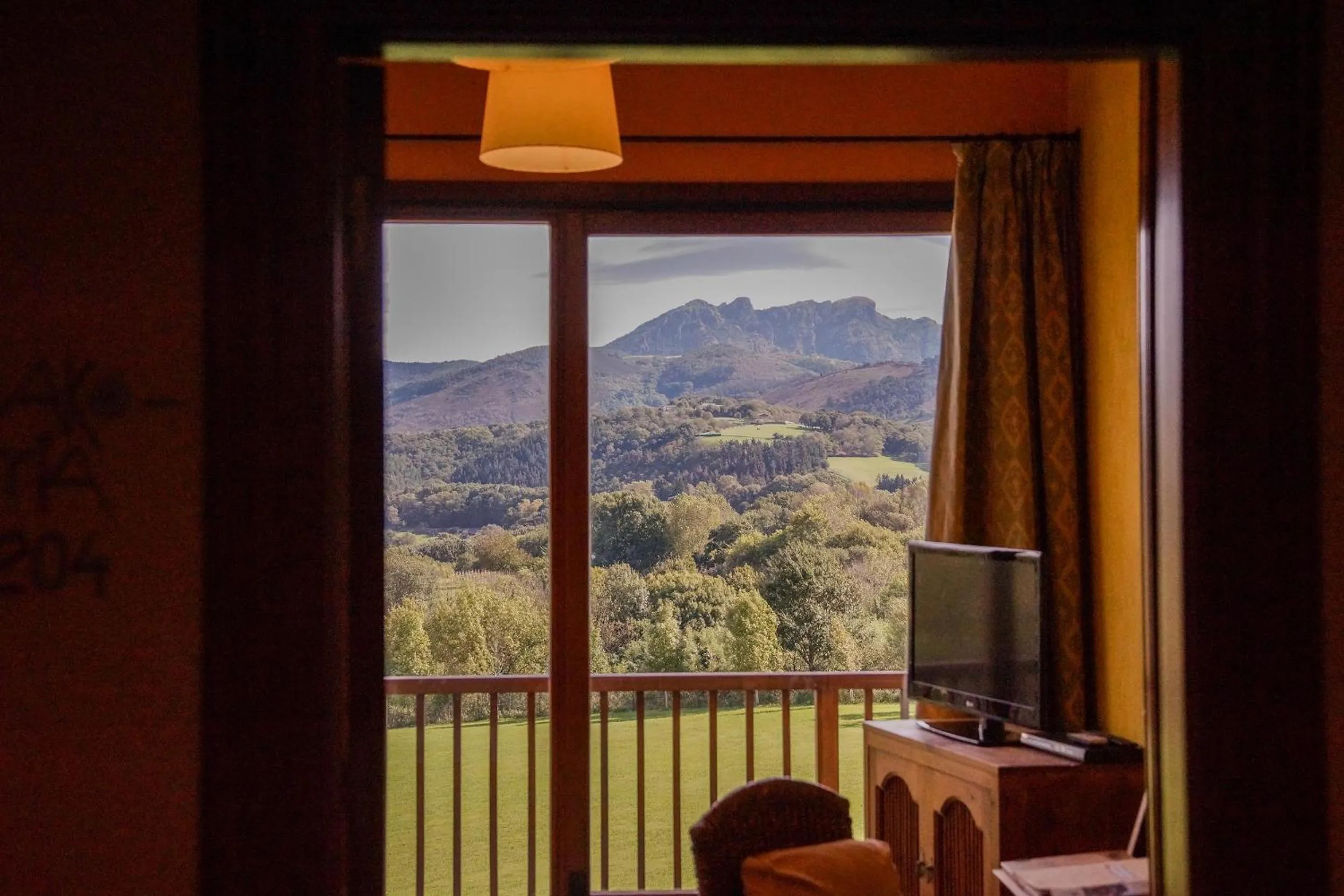 Mountain view in Usategieta