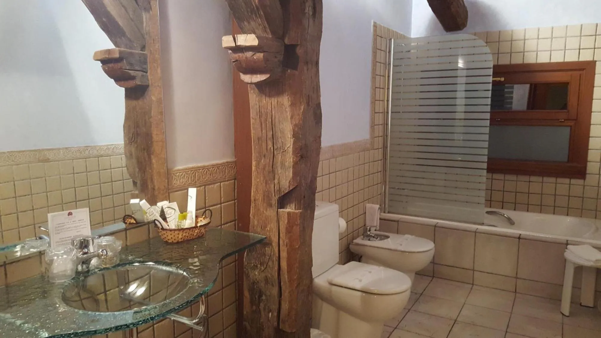 Bathroom in Usategieta