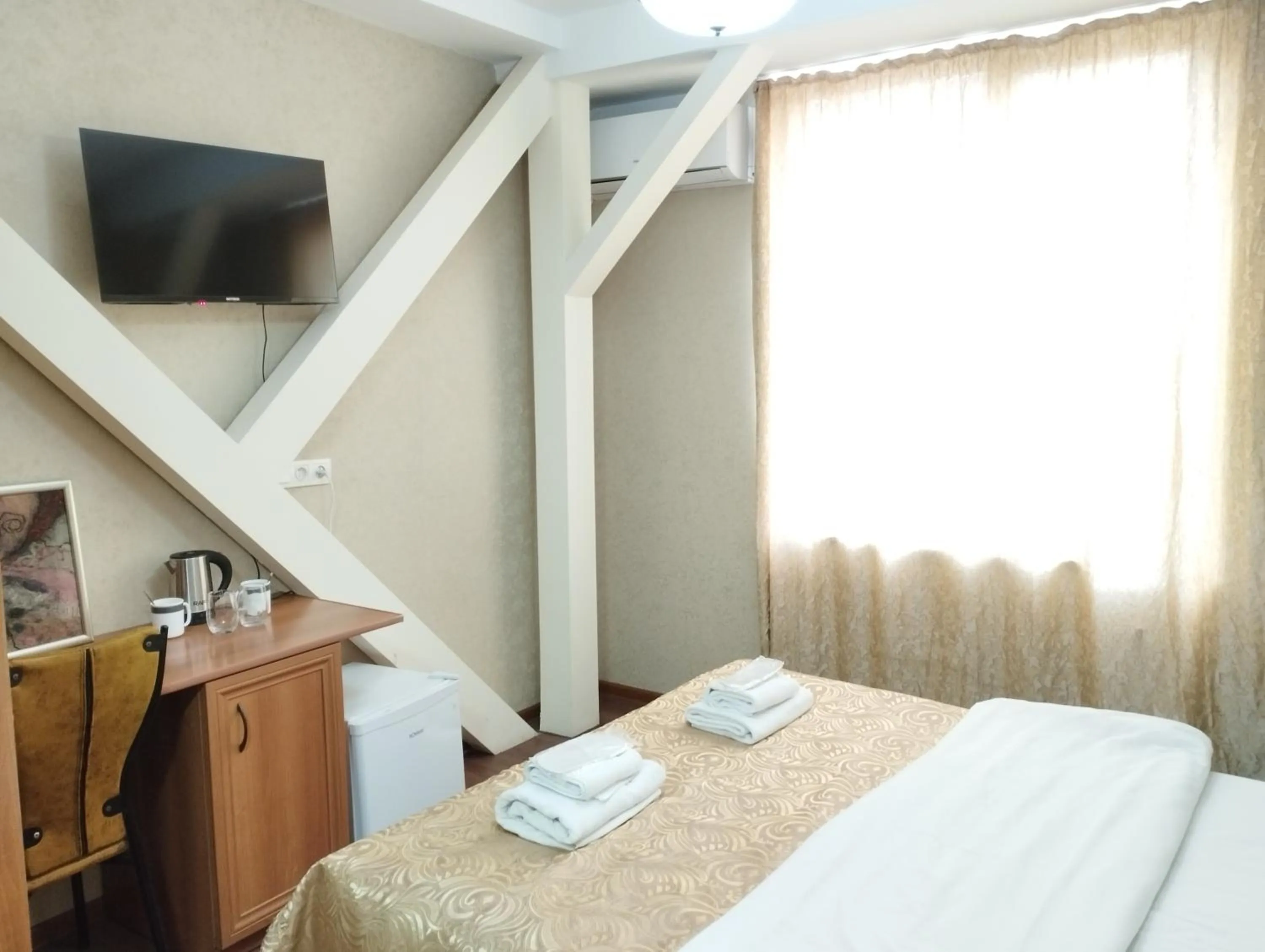 Bed in Aeetes Palace