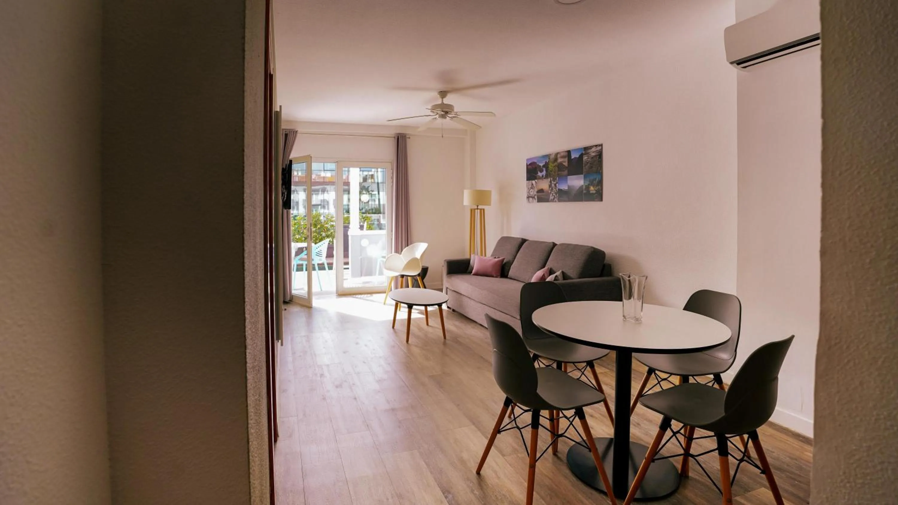 Photo of the whole room in Coral Compostela Beach Golf