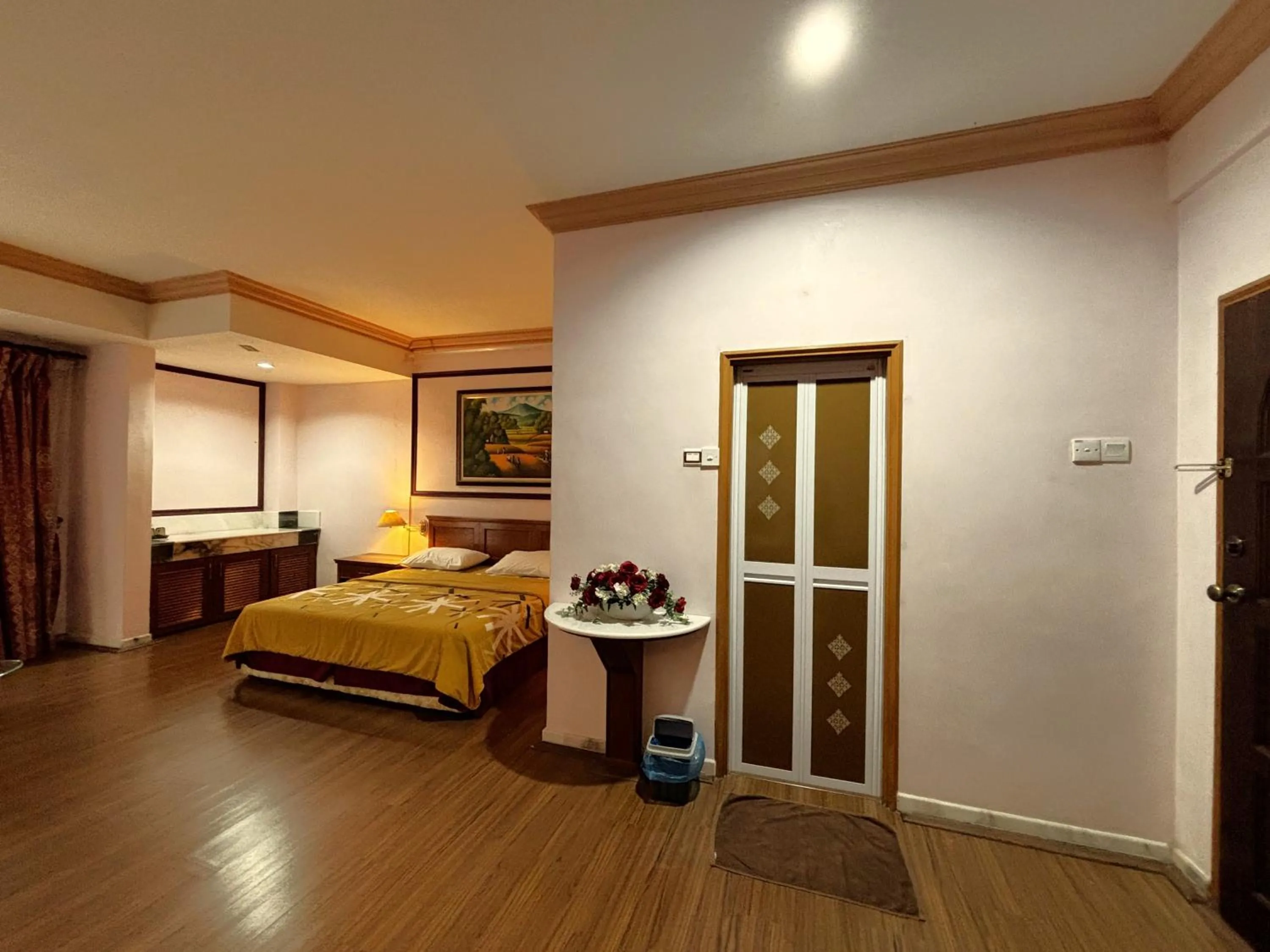 Bedroom in Cool Point Hotel