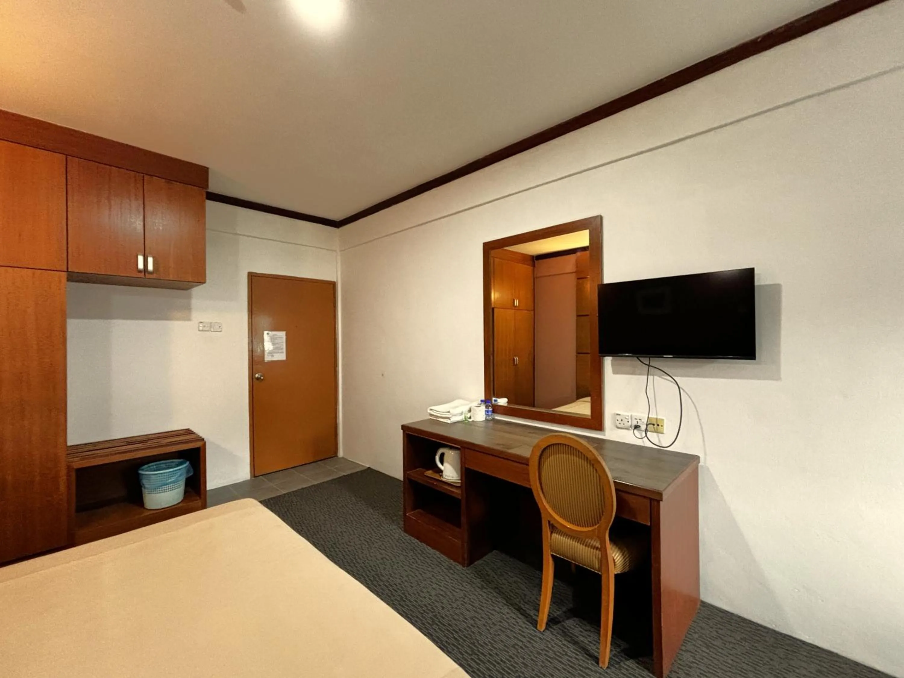 Bedroom in Cool Point Hotel