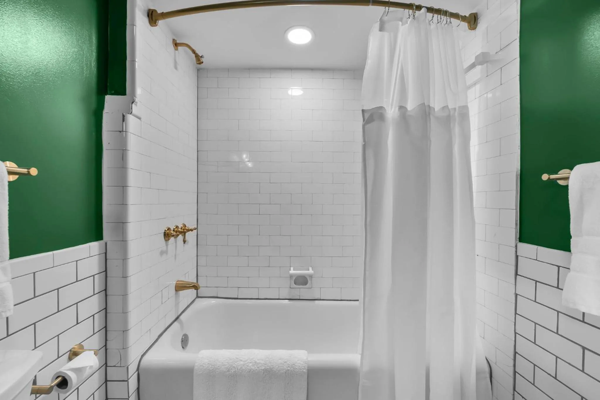 Bathroom in Rockwood Inn