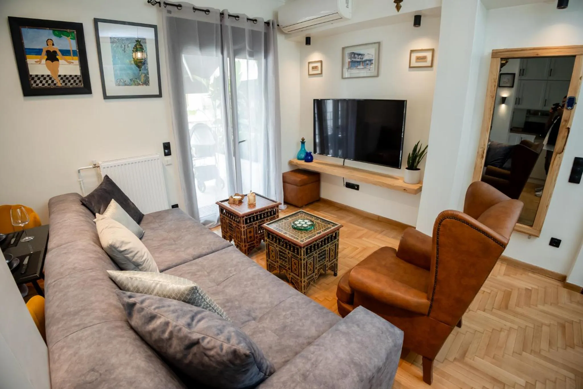 TV and multimedia in Jenny's Home Acropolis