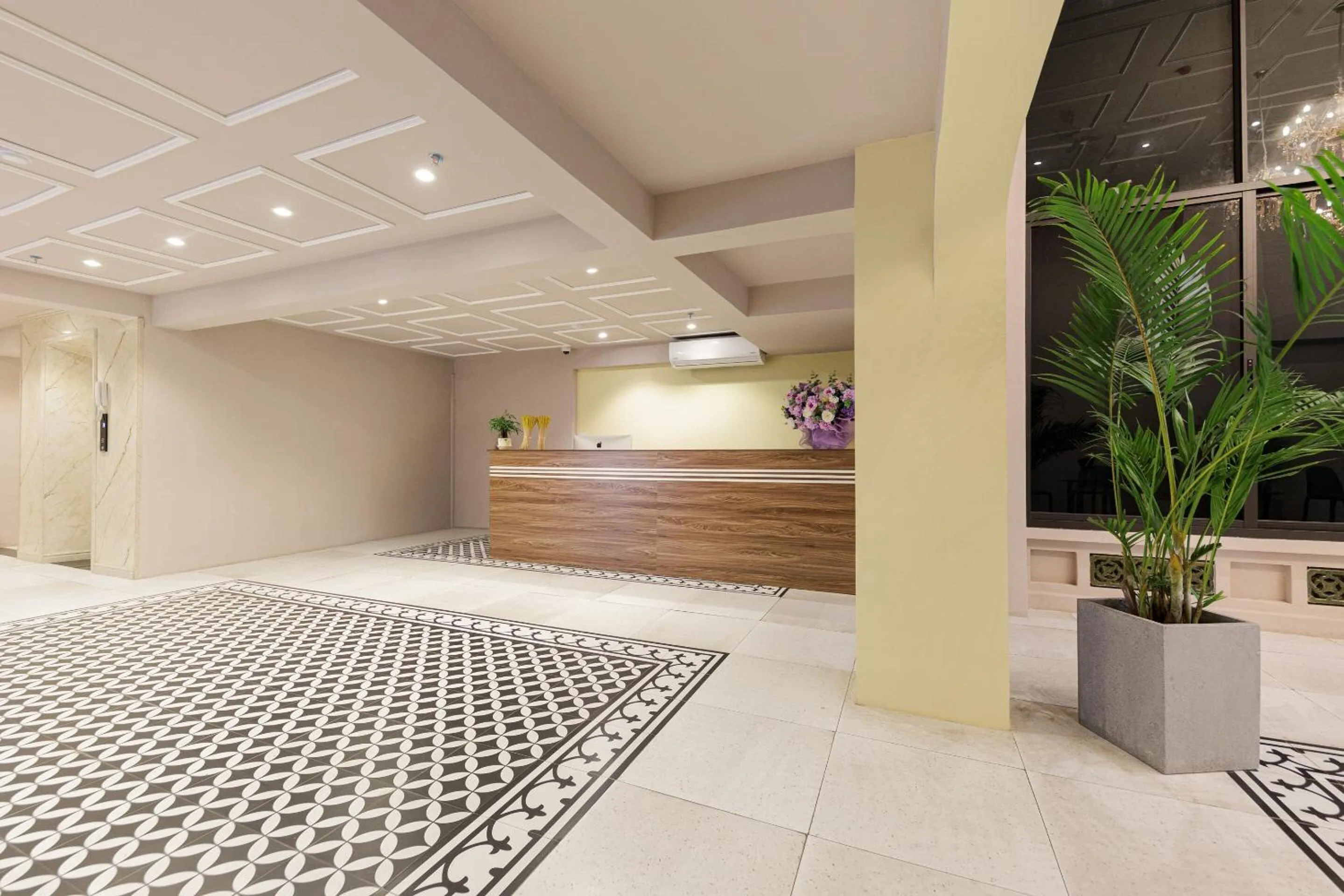 Lobby or reception in Collection O Le Grand Hanoi hotel – The Central Park