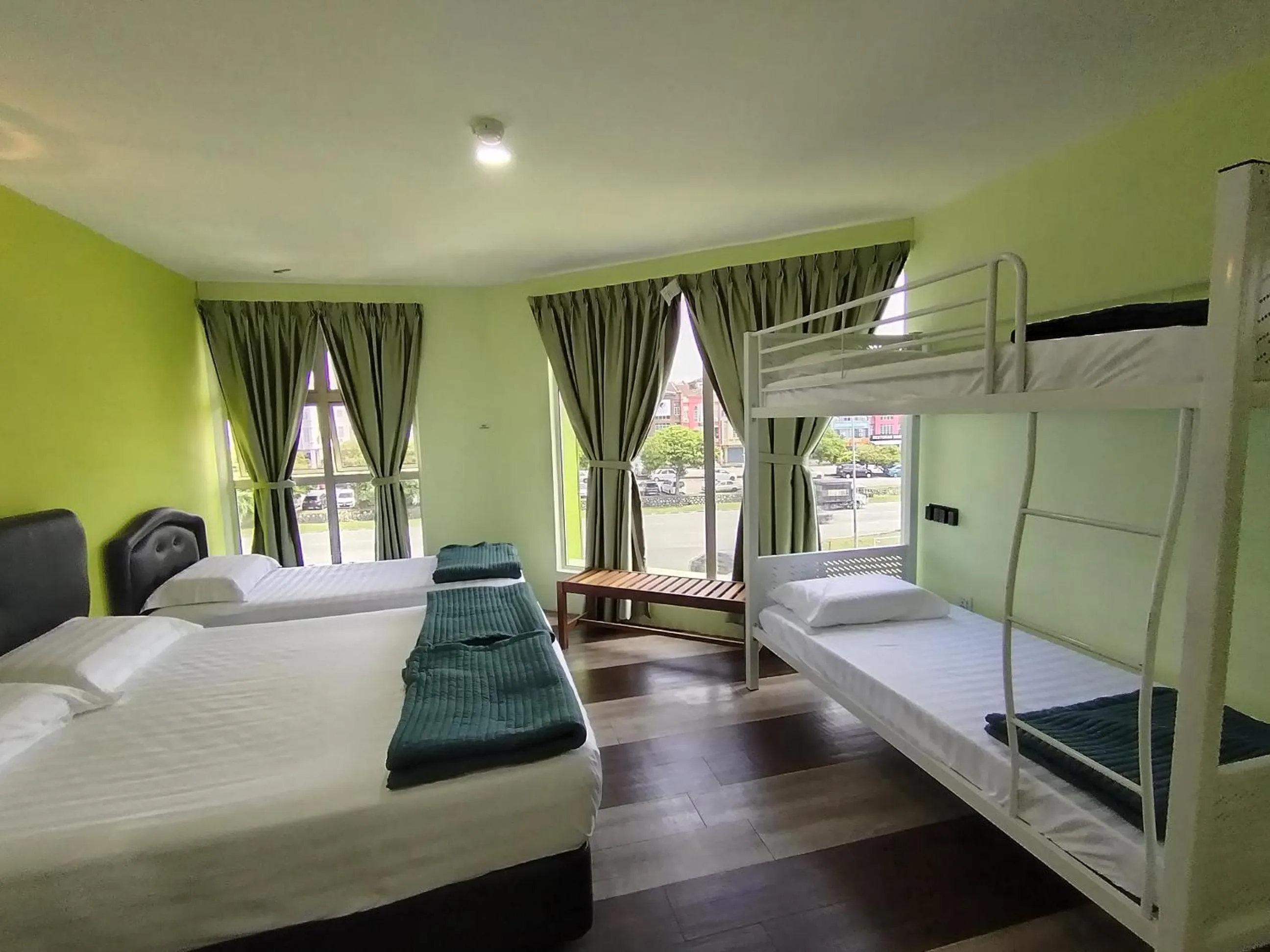 Bed in Hotel O Seremban Near SnowLim Wonderland Formerly M&N Hotel