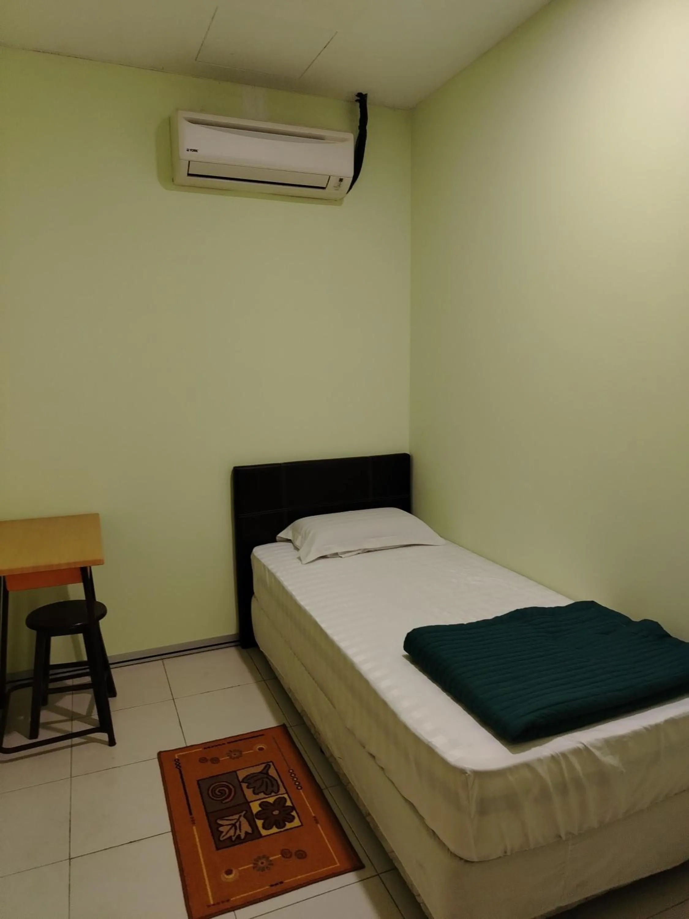 Bed in Hotel O Seremban Near SnowLim Wonderland Formerly M&N Hotel