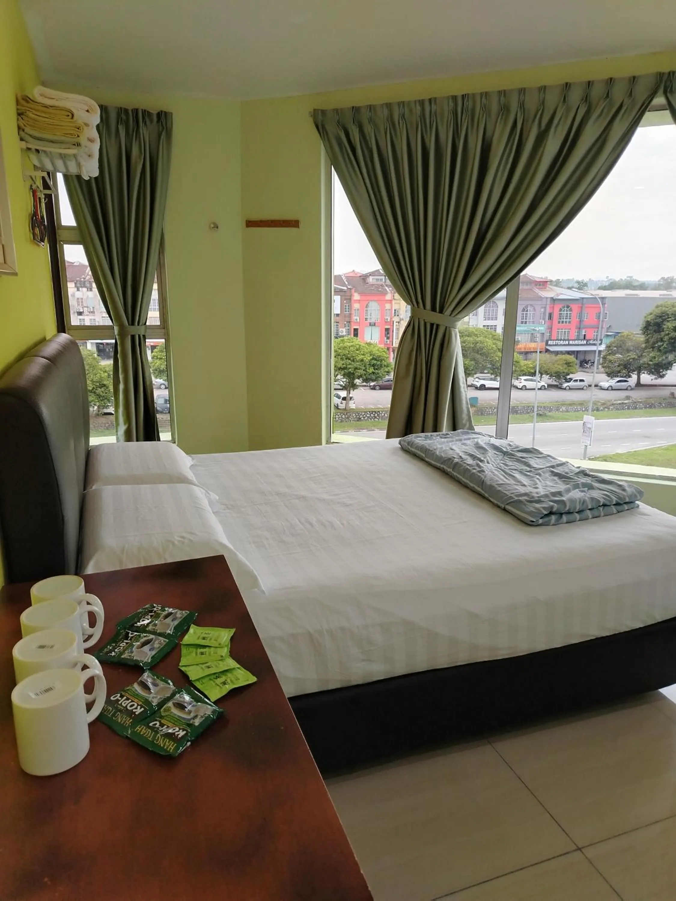 Bed in Hotel O Seremban Near SnowLim Wonderland Formerly M&N Hotel