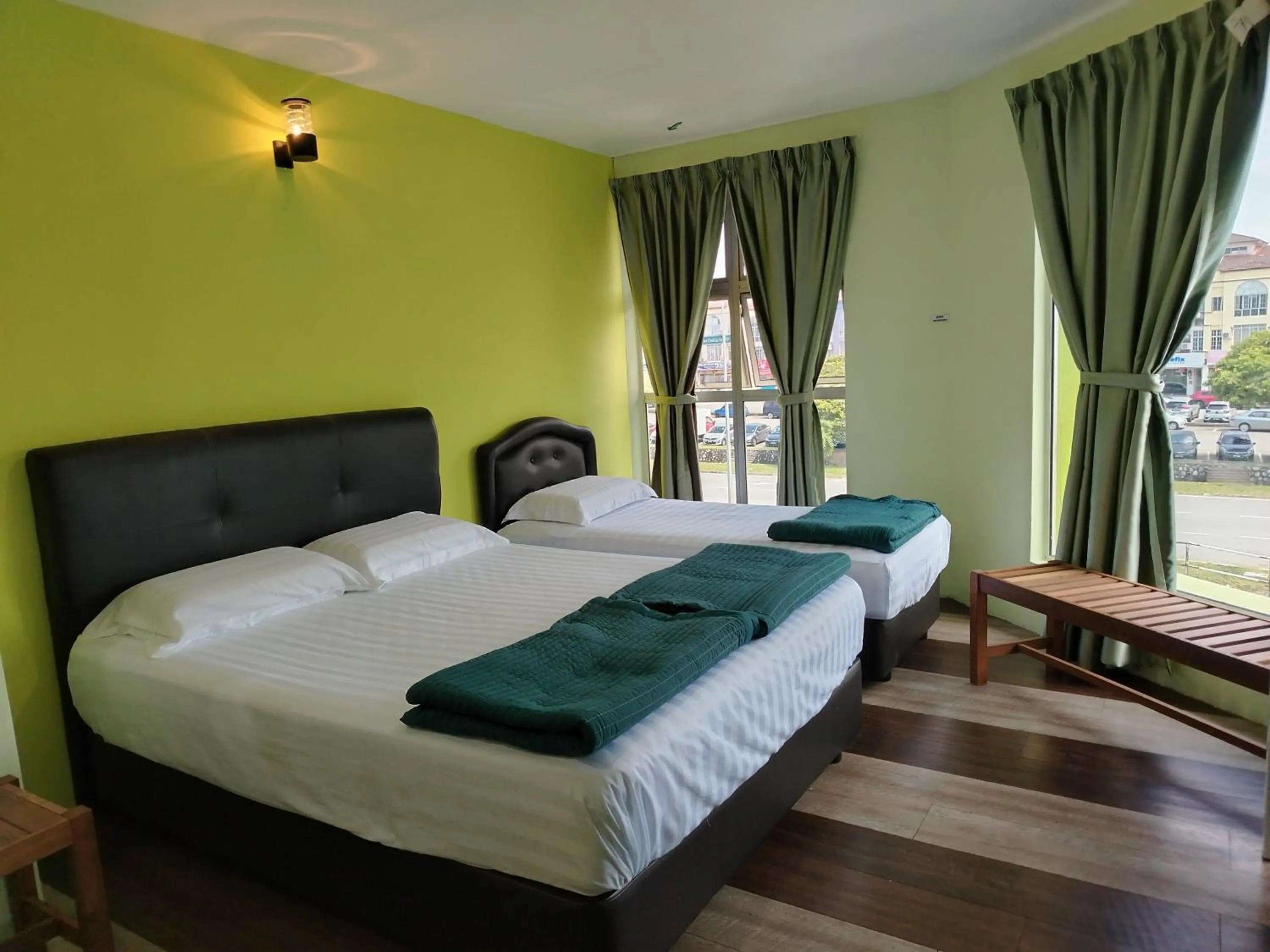 Bed in Hotel O Seremban Near SnowLim Wonderland Formerly M&N Hotel