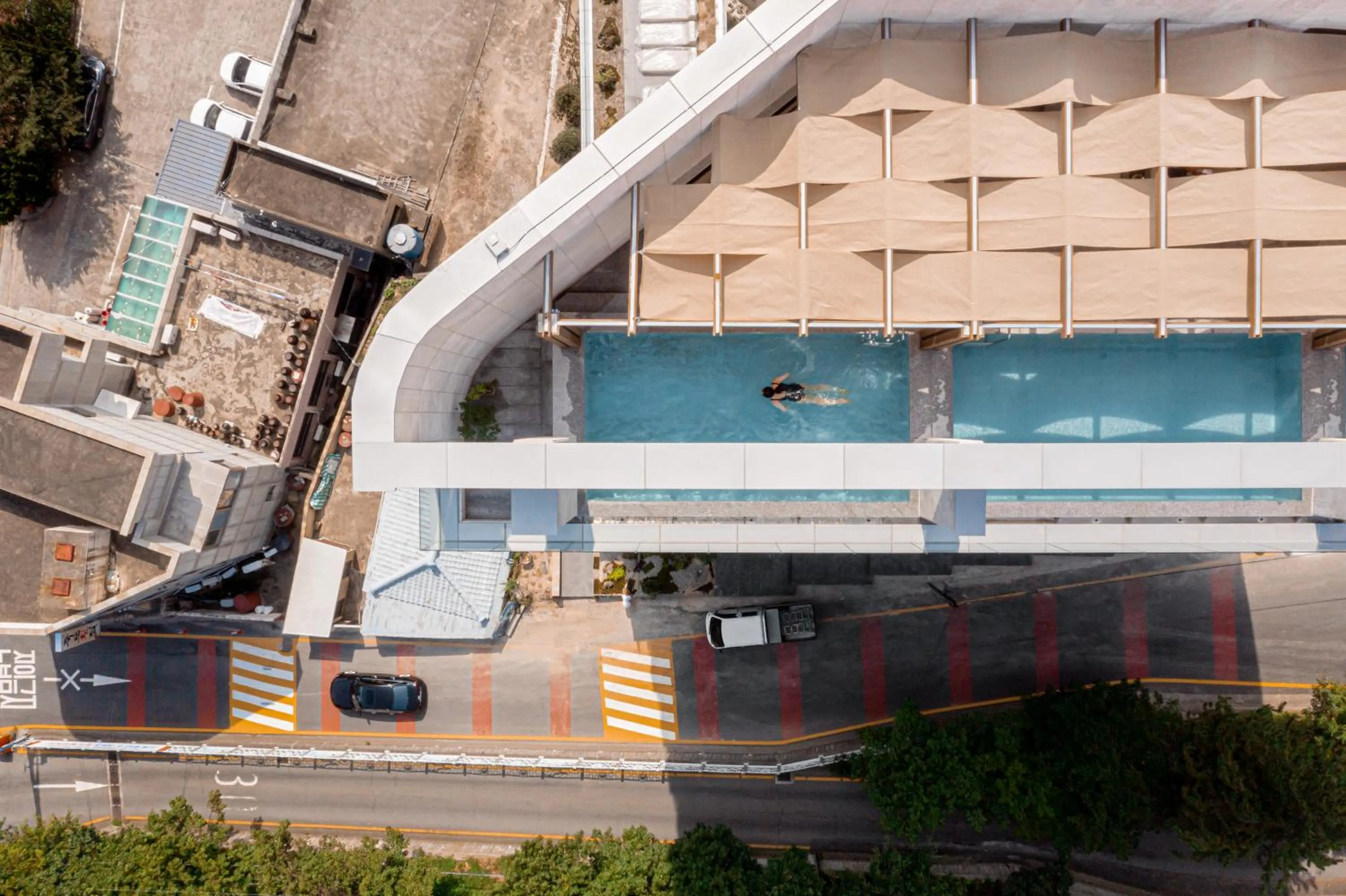 Swimming pool in Ije Busan