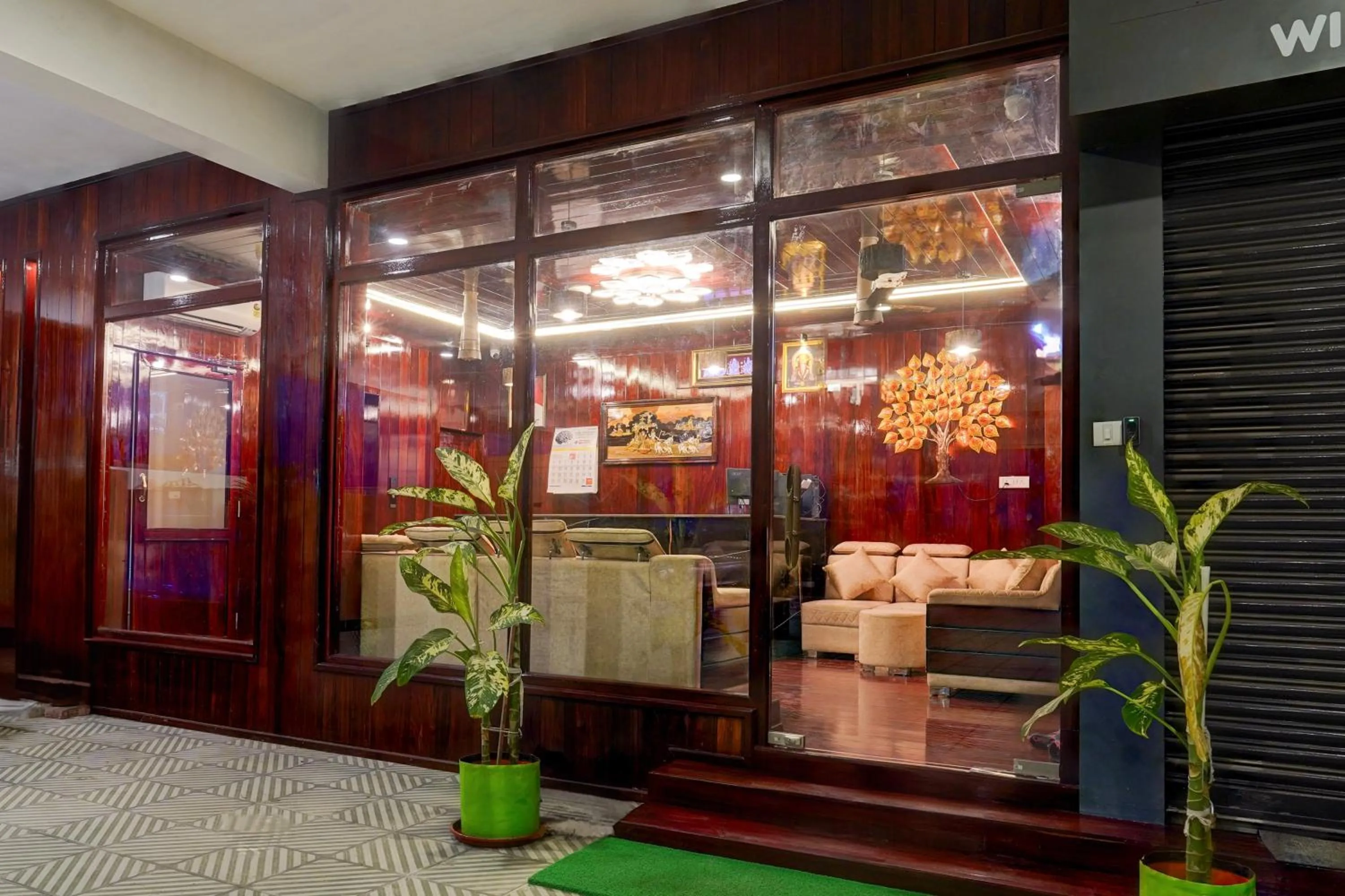 Facade/entrance in Super Townhouse NK Vivanta Luxury Rooms