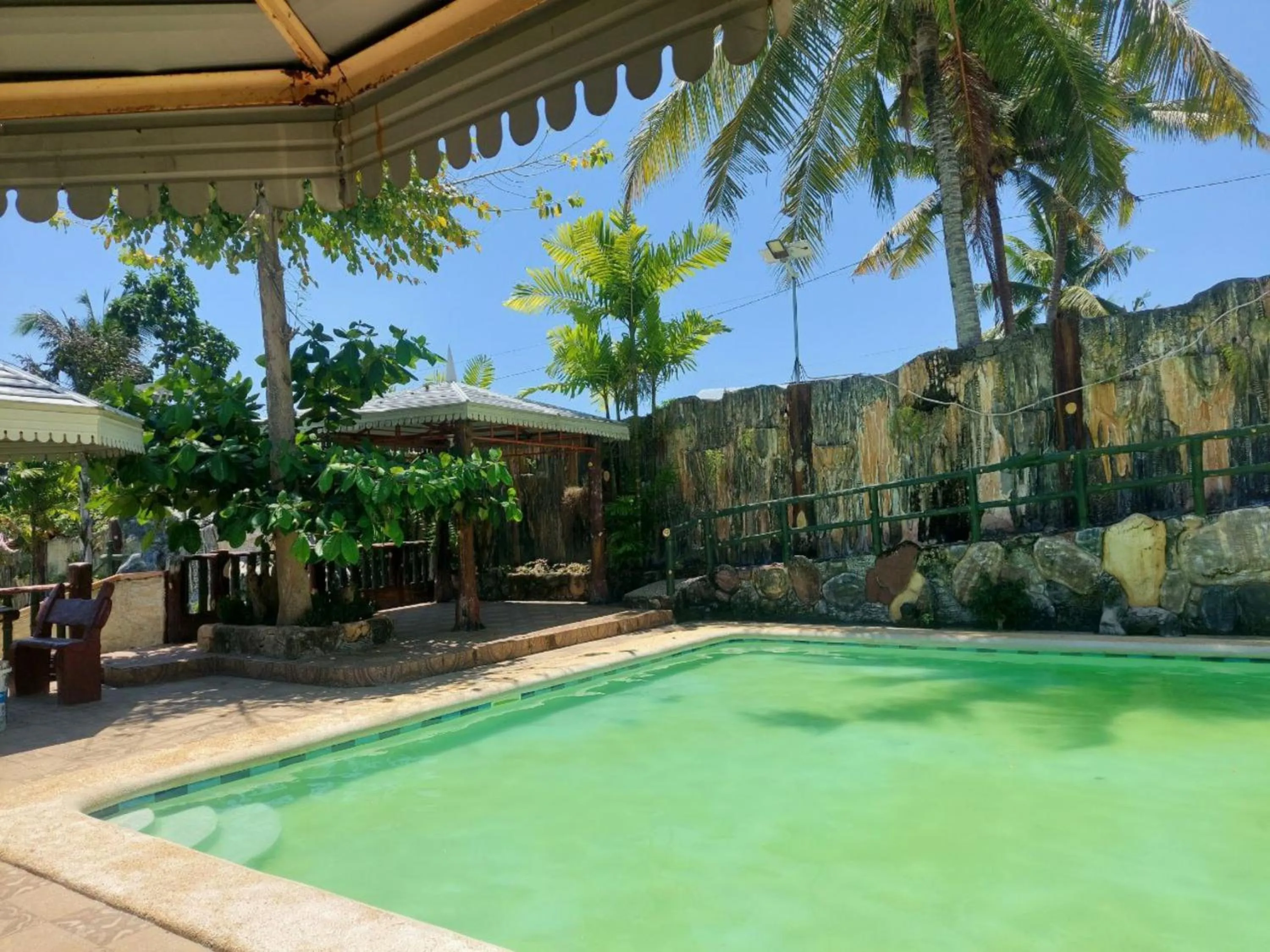 Swimming pool in Simala Retreat Resort Cebu