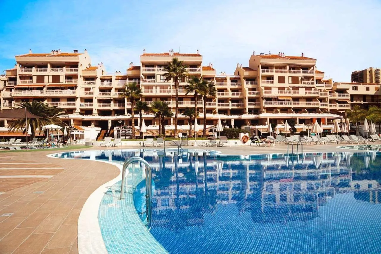 Photo of the whole room in Coral Compostela Beach