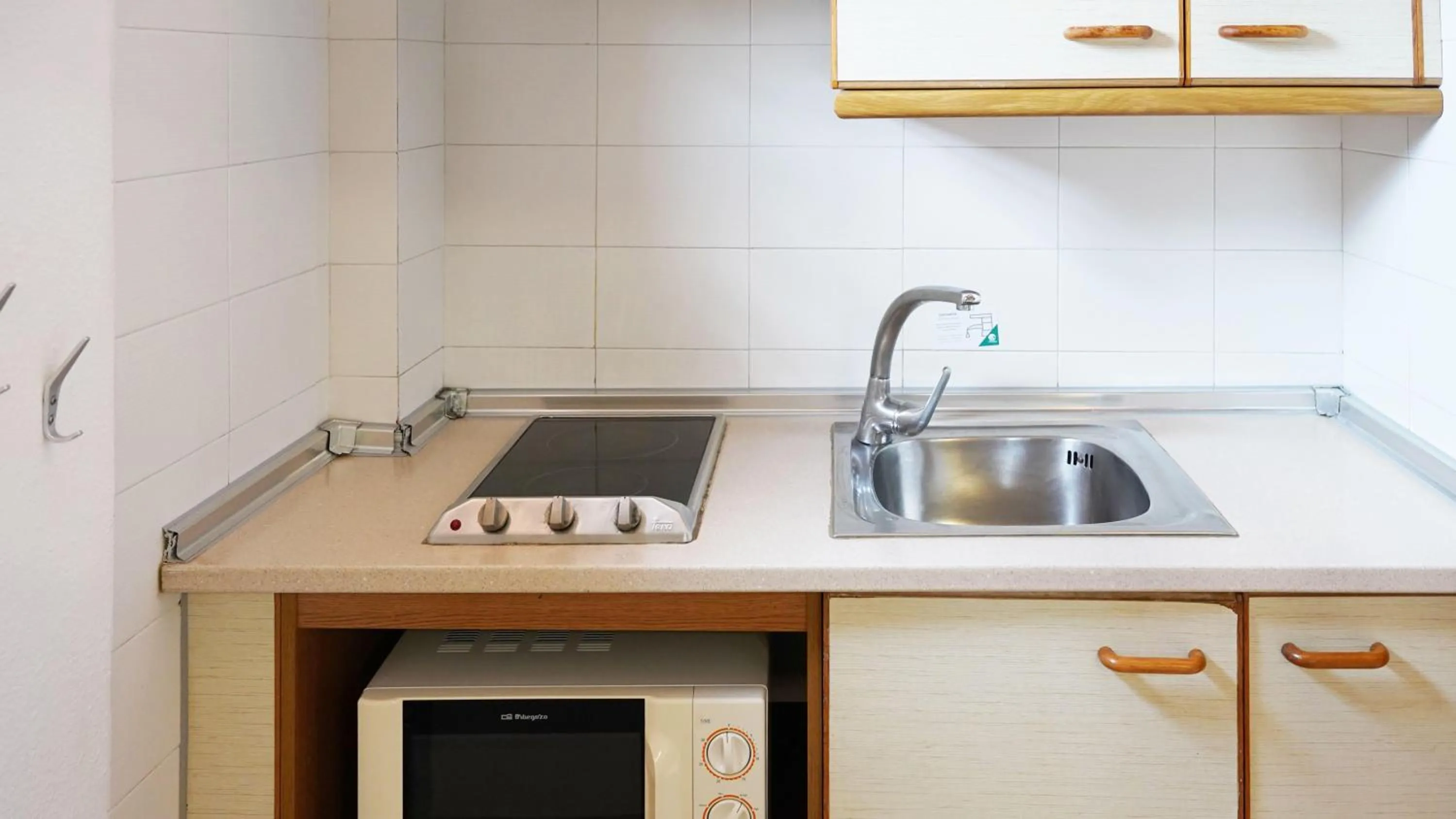 Kitchen or kitchenette in Coral Compostela Beach