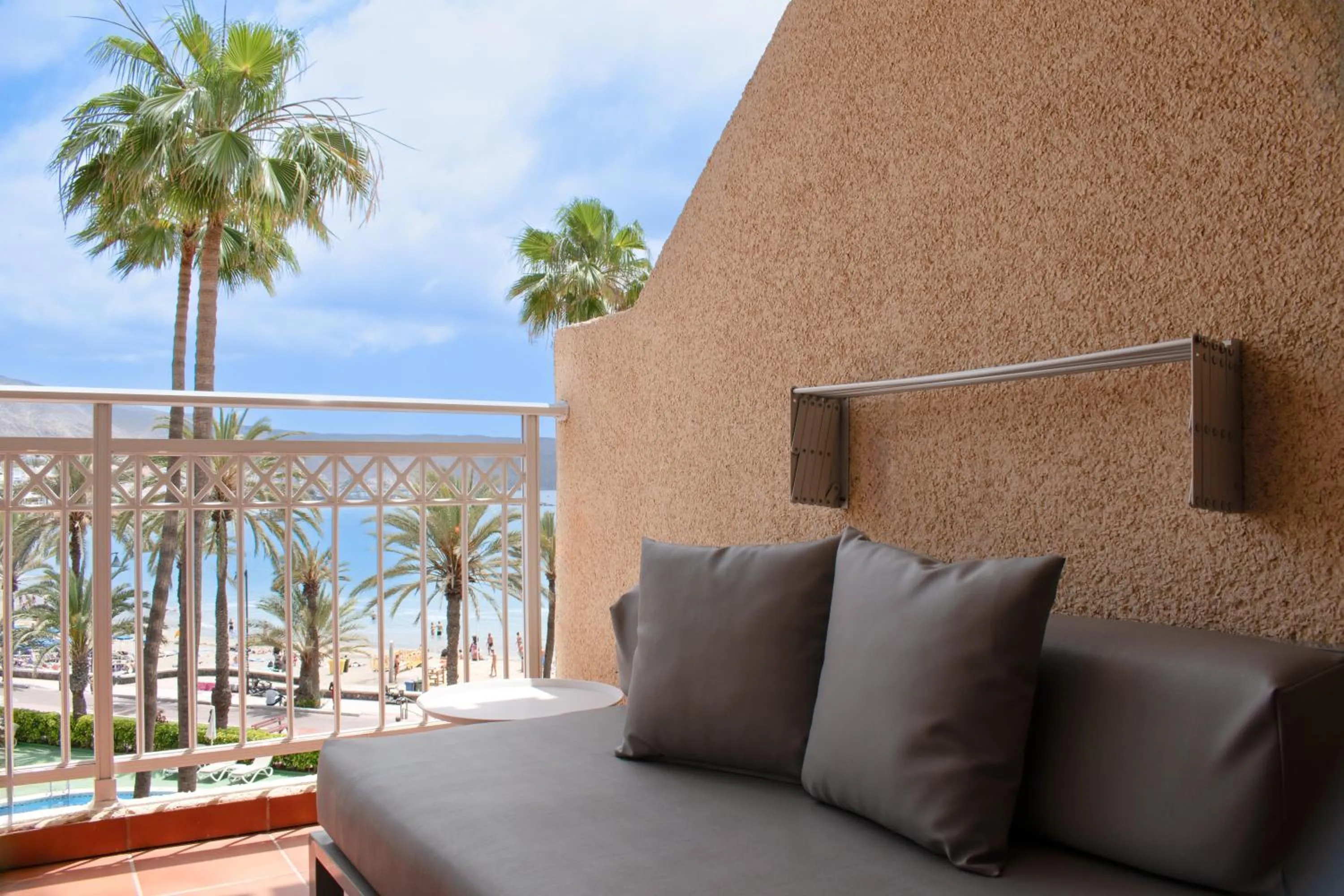 Photo of the whole room in Coral Compostela Beach