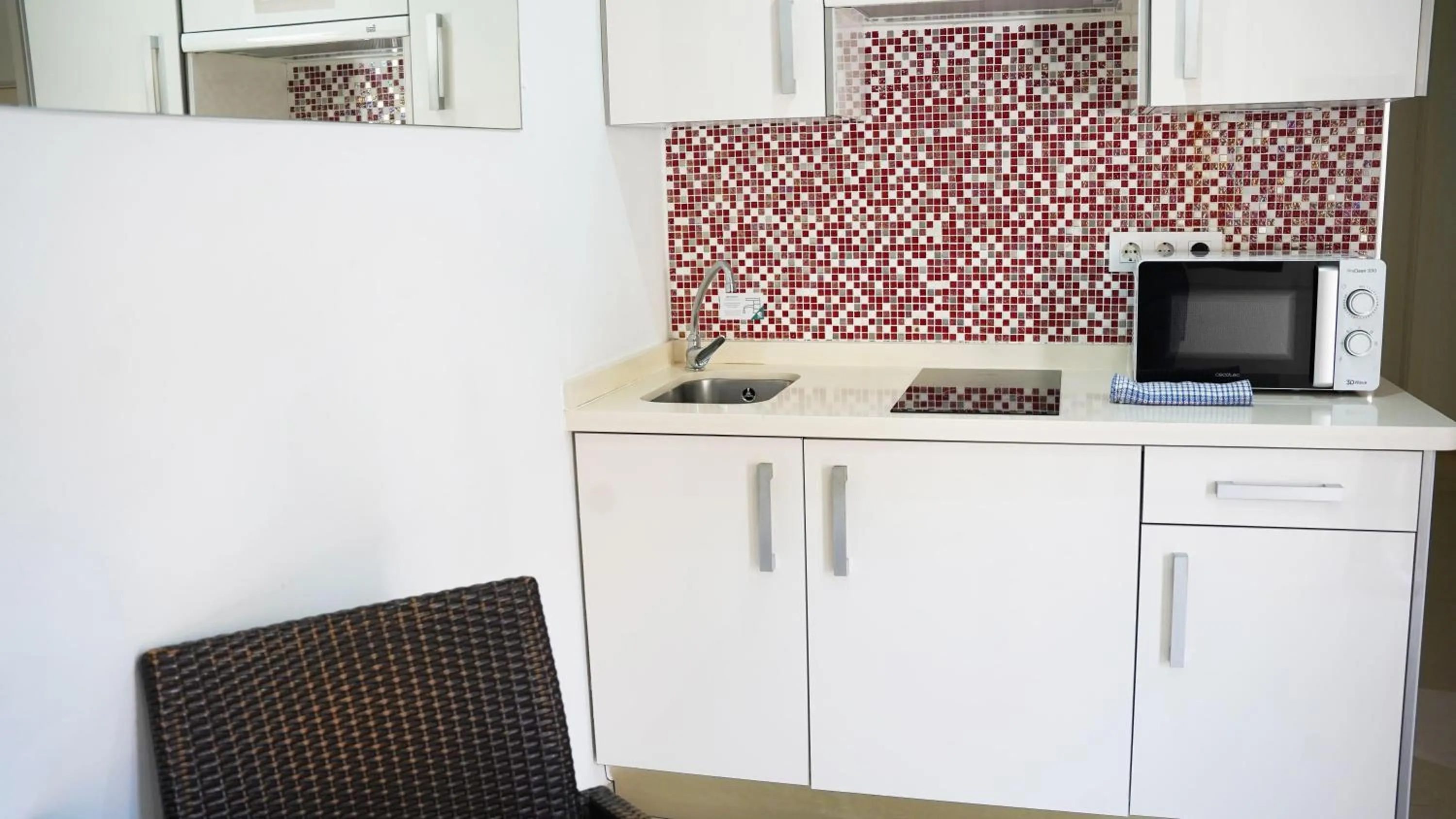 Kitchen or kitchenette in Coral Compostela Beach