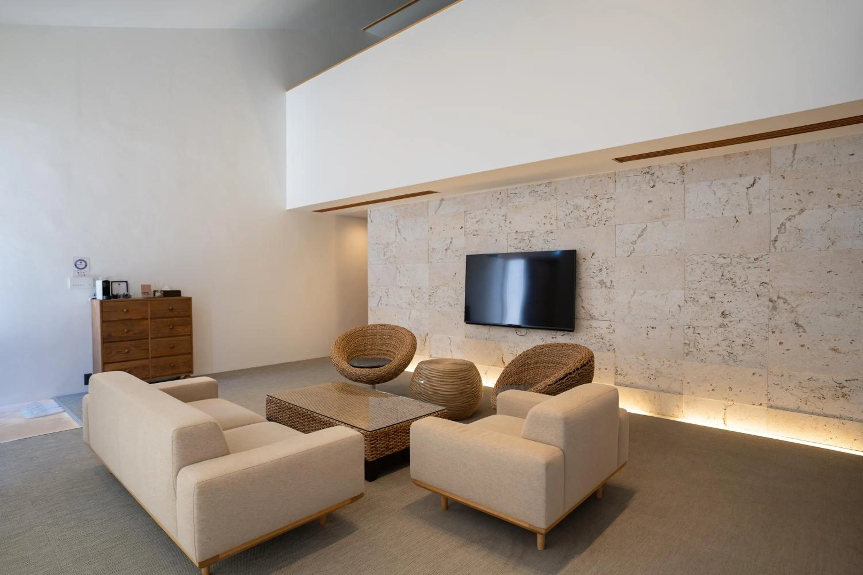 Living room in Secret Villas by Relapool