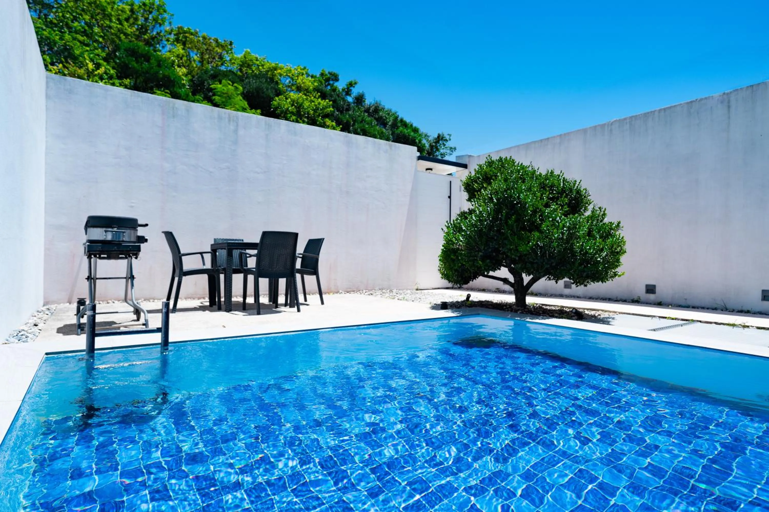 BBQ facilities in Secret Villas by Relapool