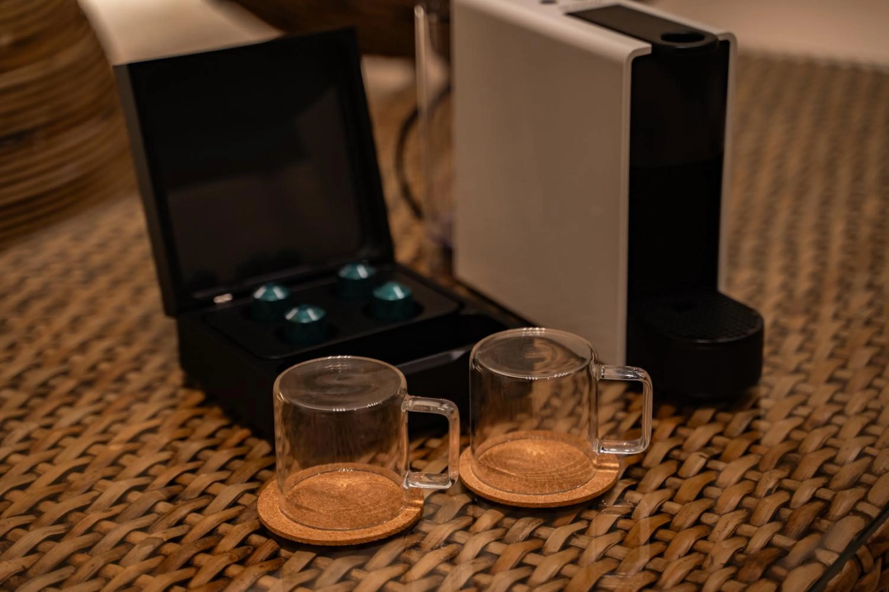 Coffee/tea facilities in Secret Villas by Relapool