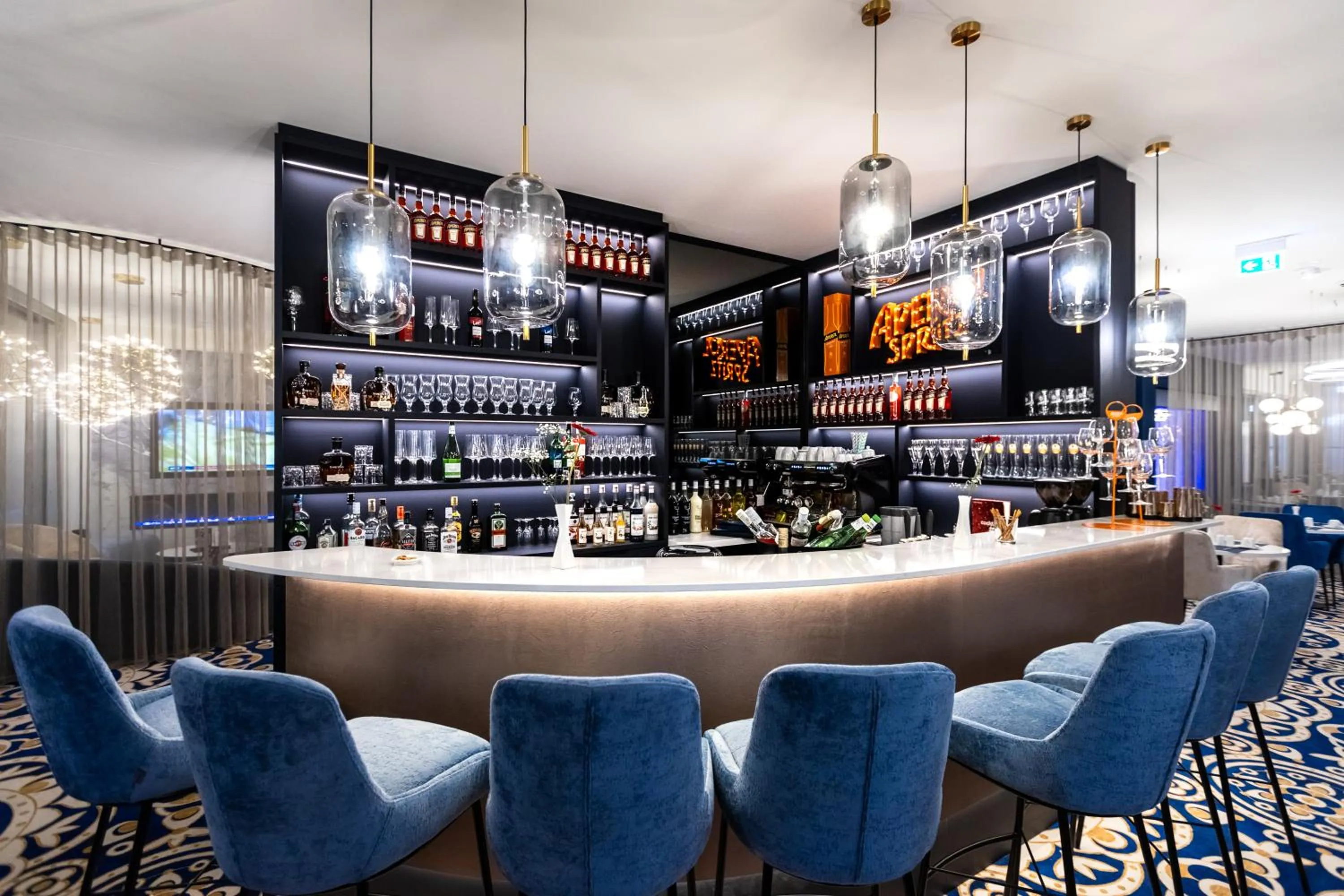 Lounge or bar in Best Western Premier Royal Blue - Adult only