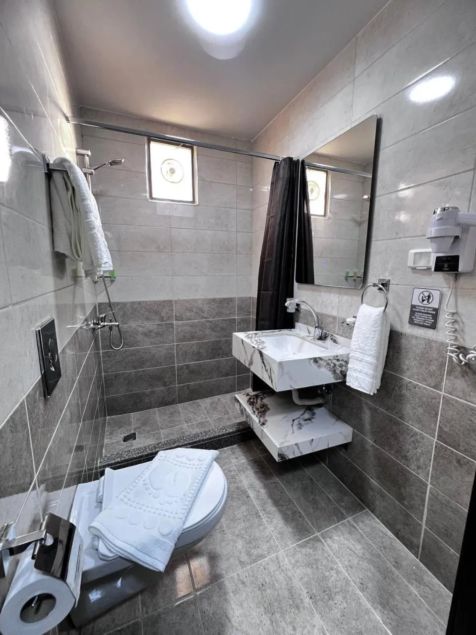 Bathroom in Marsa City Hotel