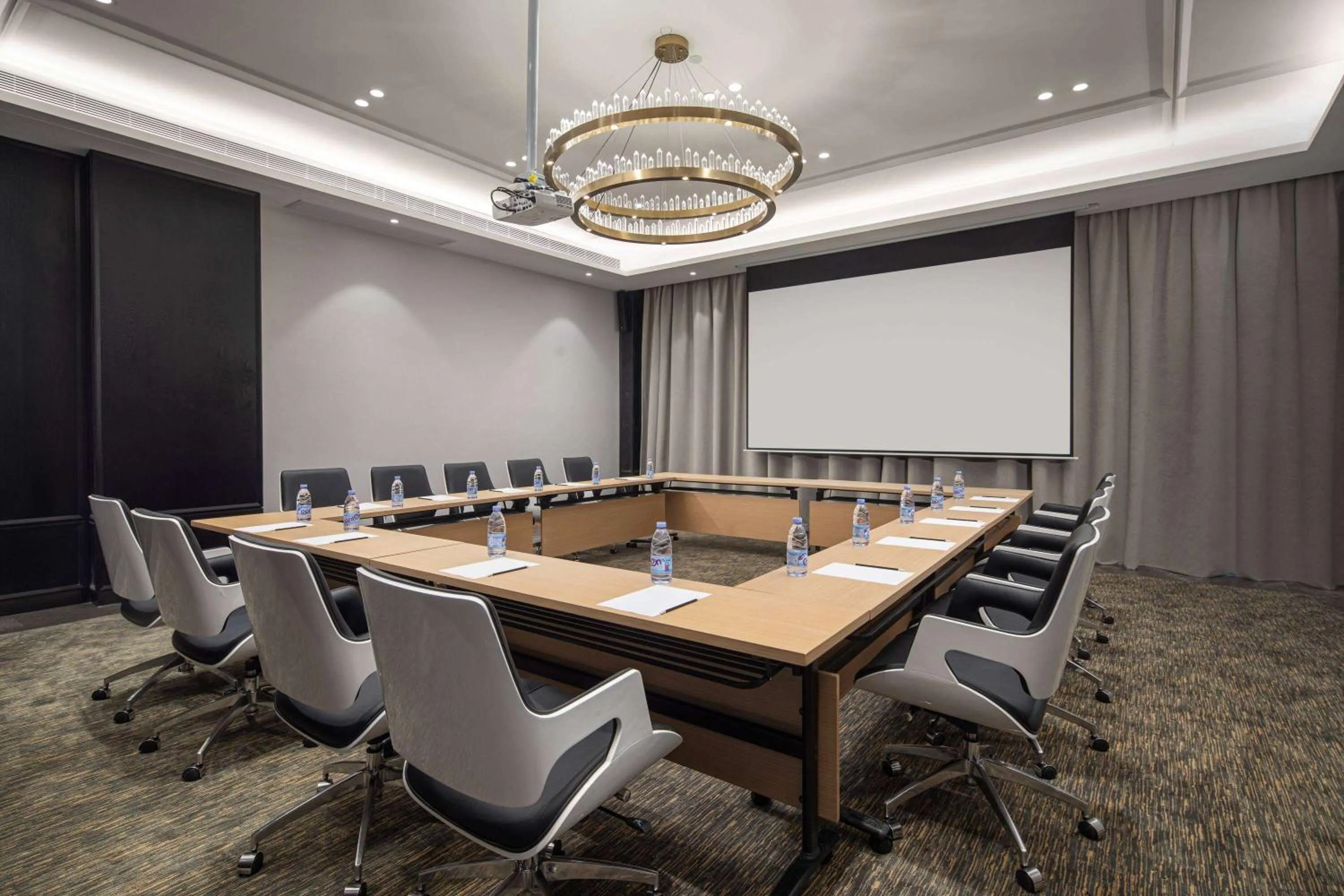 Meeting/conference room in Ramada by Wyndham Xishuangbanna Jinghong