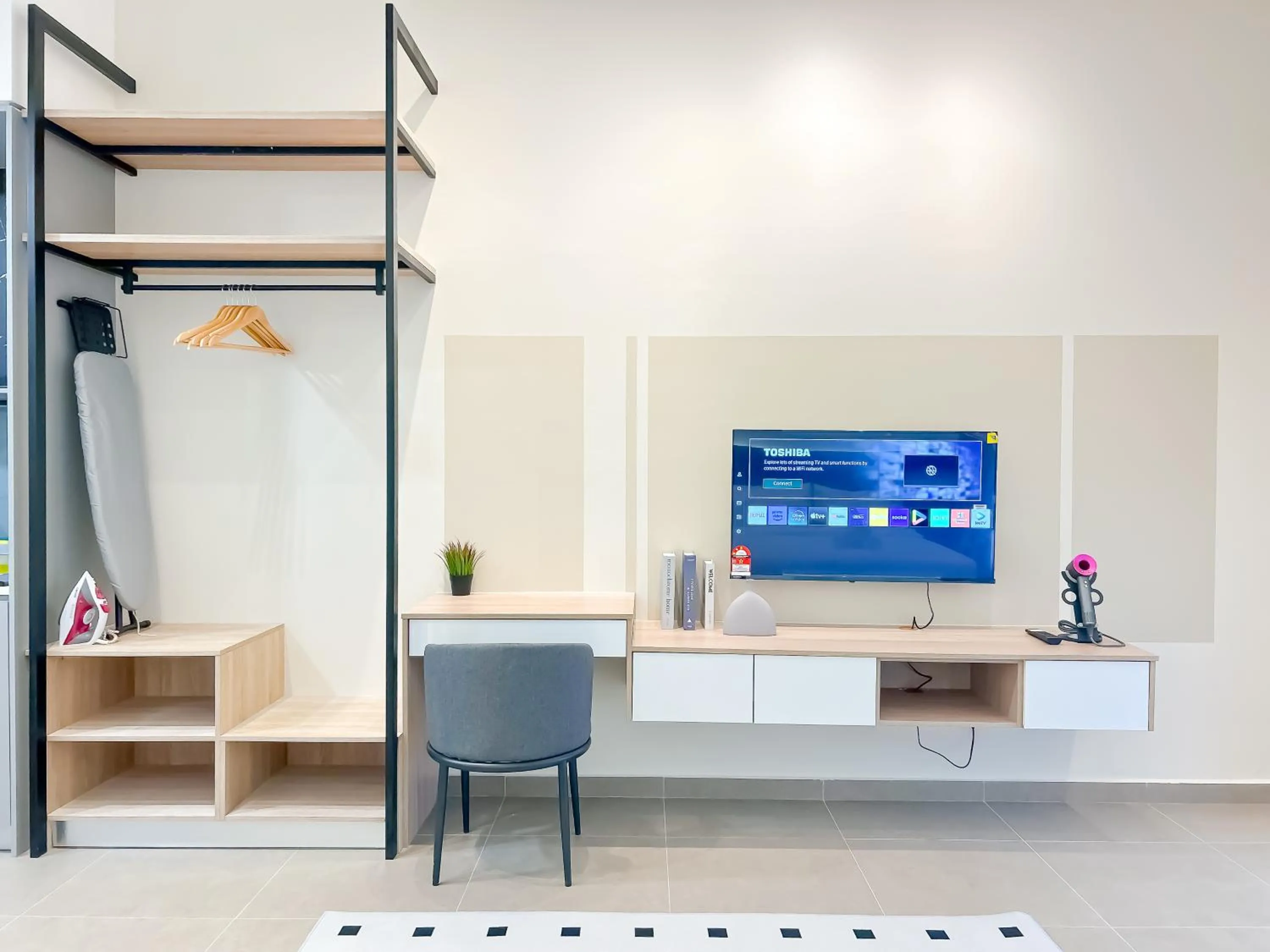 Mossaz by Manhattan Group