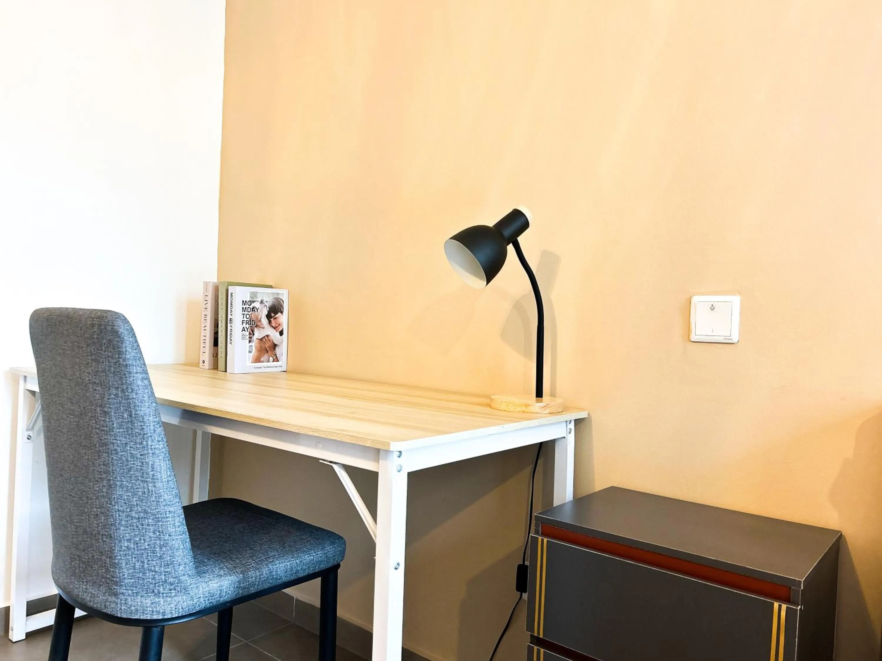 Mossaz by Manhattan Group