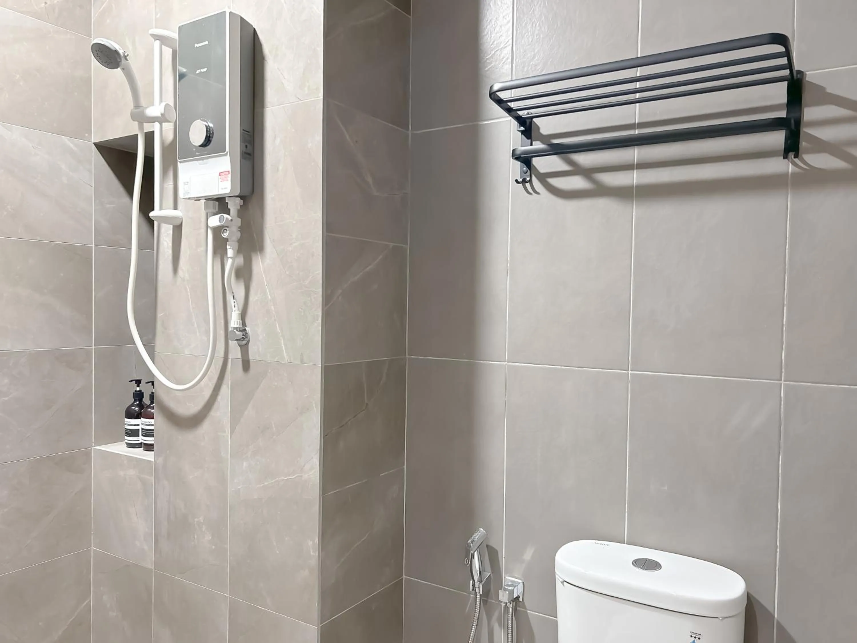 Mossaz by Manhattan Group