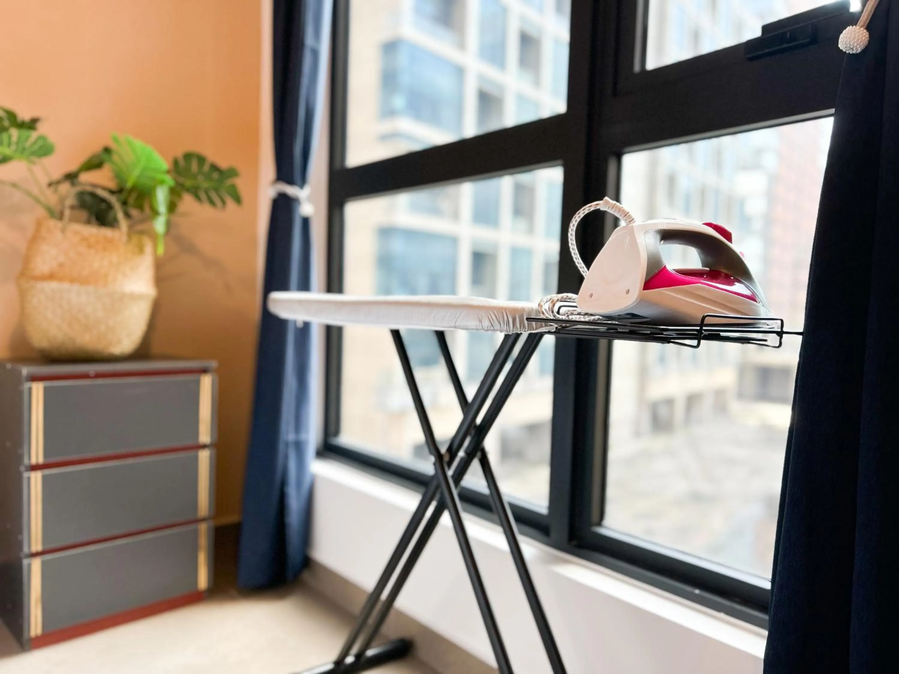 Mossaz by Manhattan Group