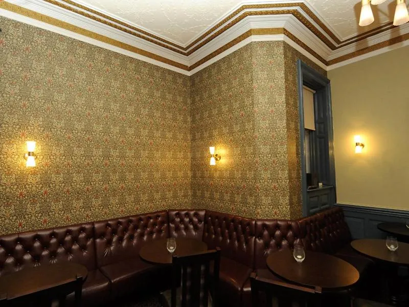 Lounge or bar in The Strathearn Hotel