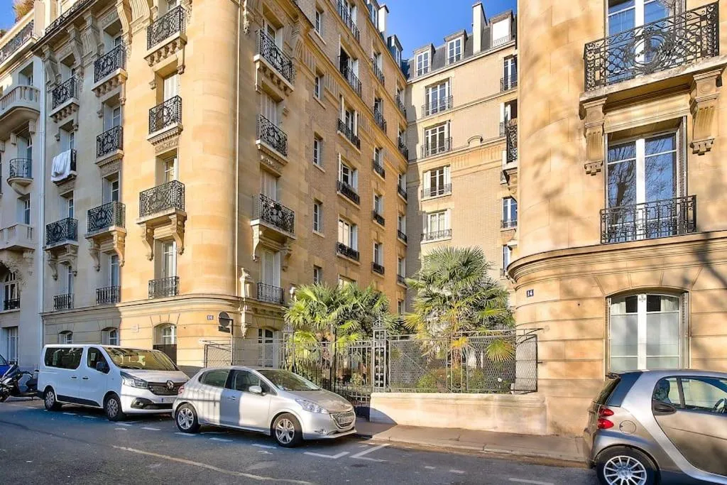 Super logement cosy avec vue sur Tour Eiffel