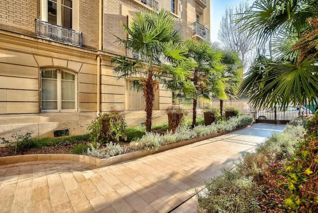 Super logement cosy avec vue sur Tour Eiffel