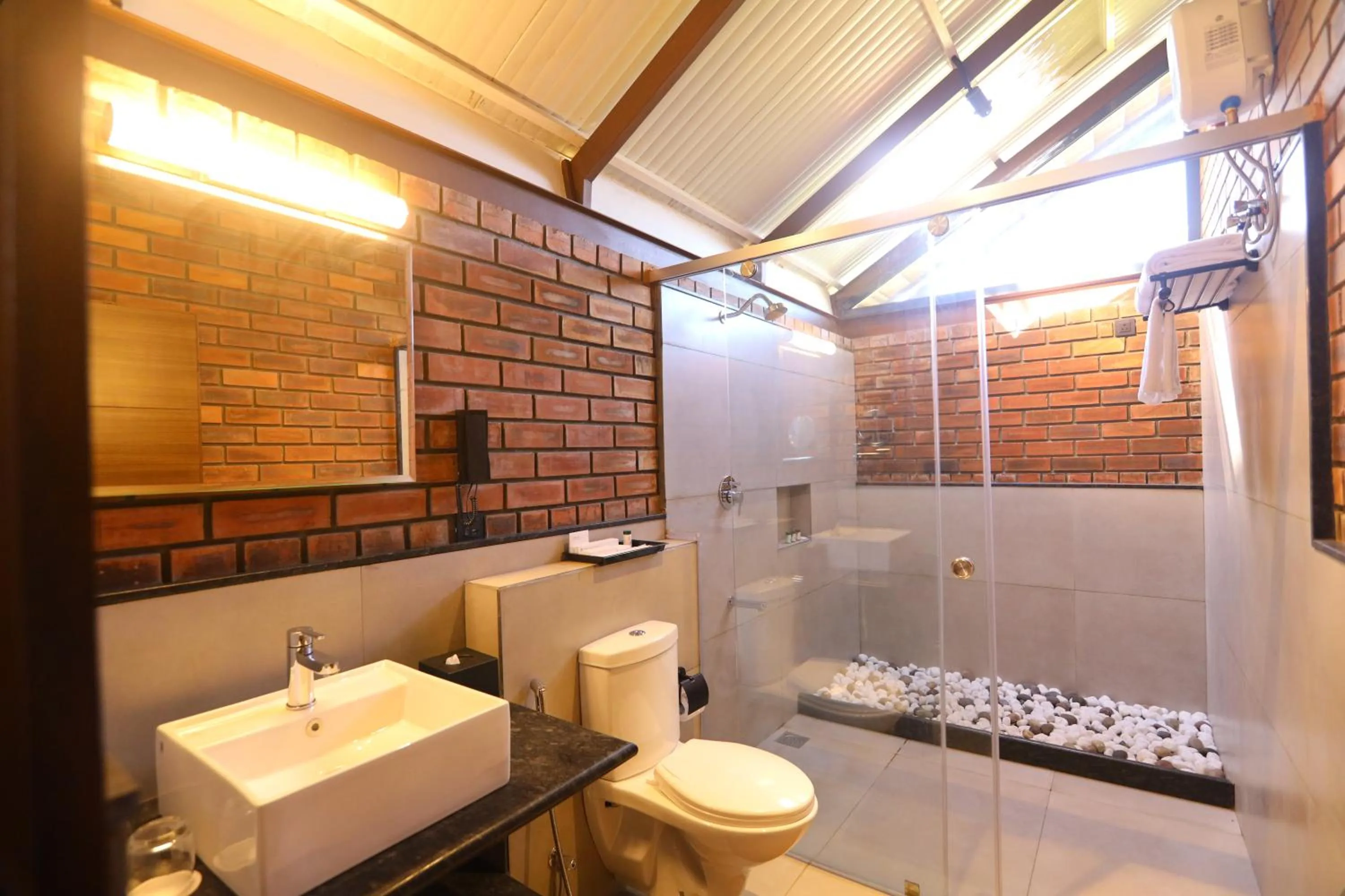 Shower in LA PALMERA