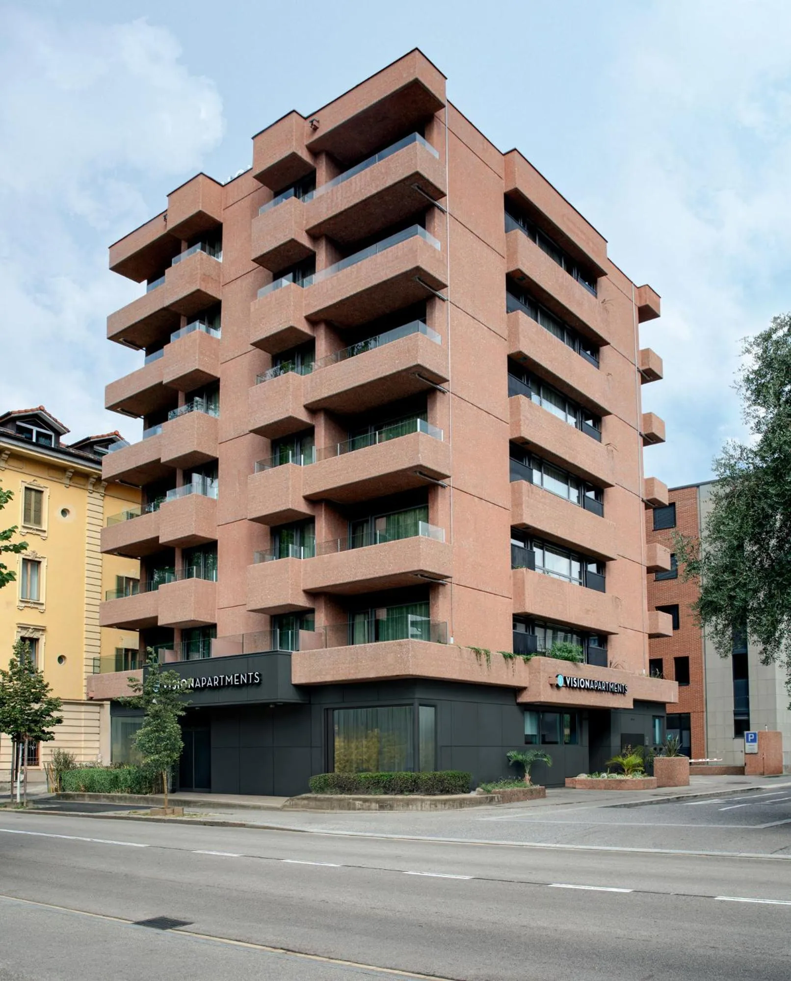 Property building in VISIONAPARTMENTS Lugano - contactless check-in