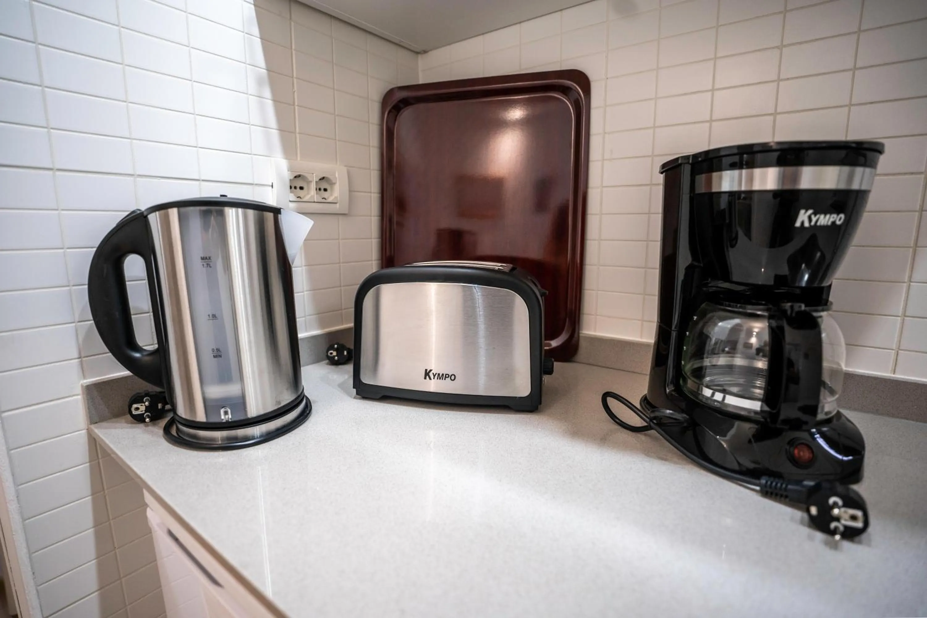 Photo of the whole room in Coral California - Adults Only