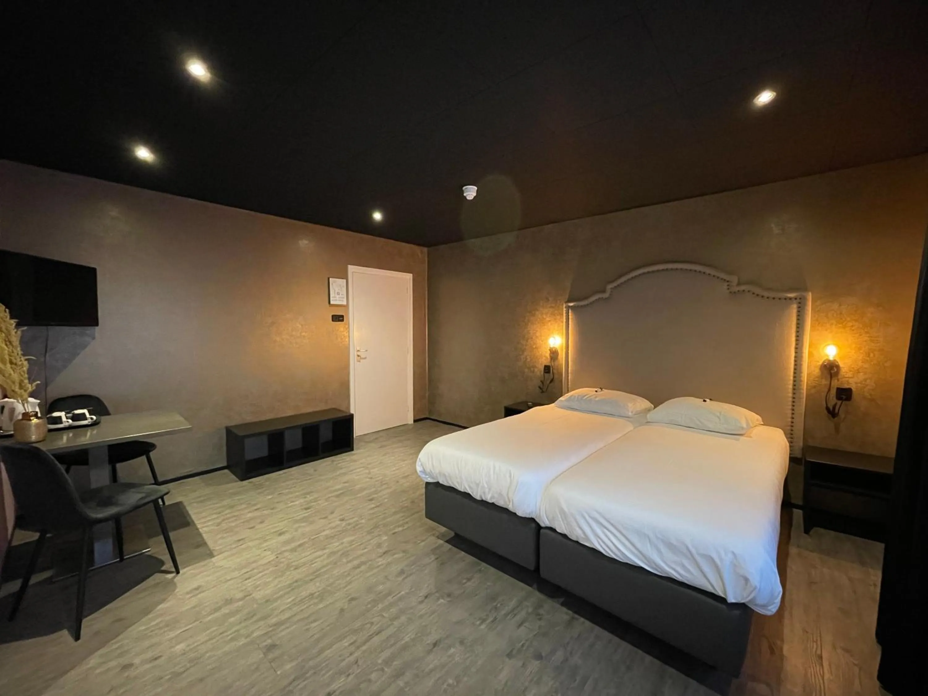 Bed in Hotel Restaurant Anno Nu