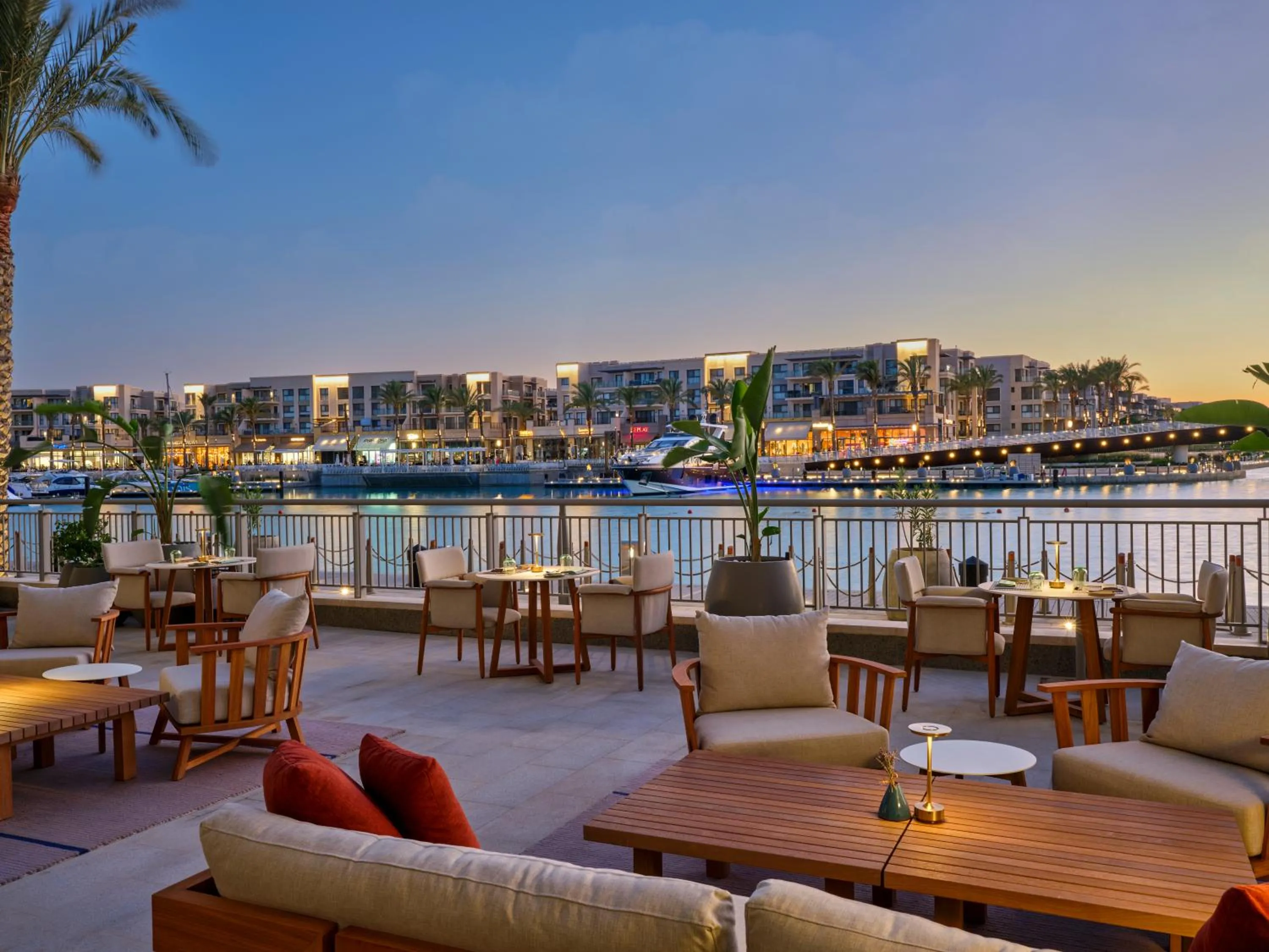 Restaurant/places to eat in Vida Marina Resort Marassi