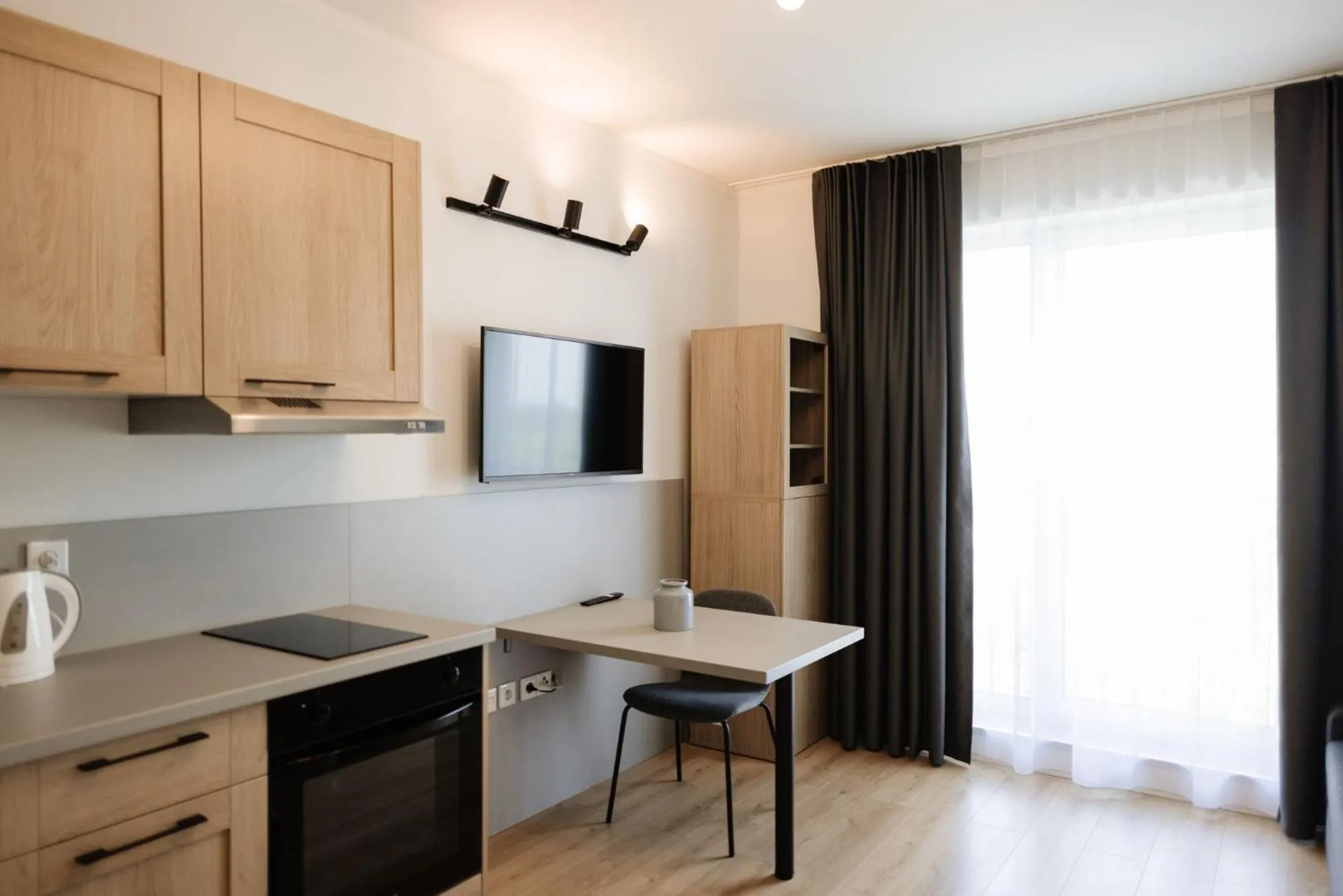 Kitchen or kitchenette in Zakrzówek Residence