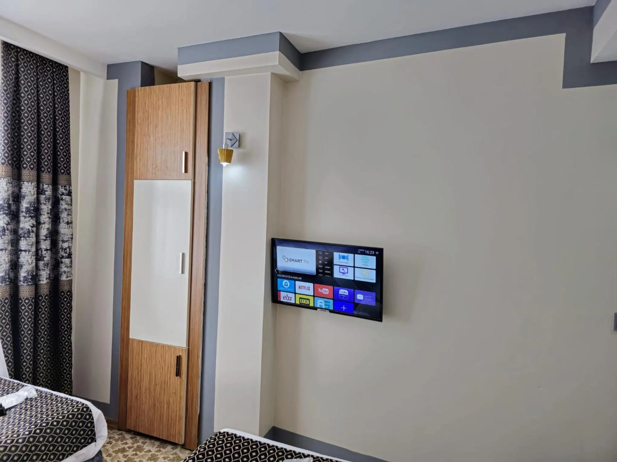 TV and multimedia in Uyu Room Adana Hotel