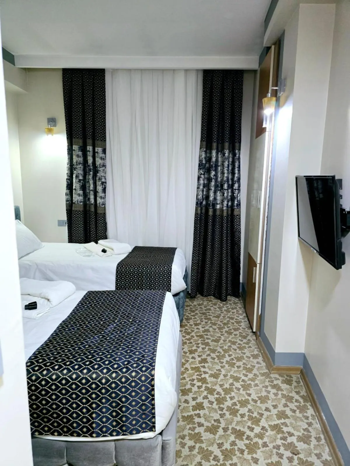TV and multimedia, Bed in Uyu Room Adana Hotel