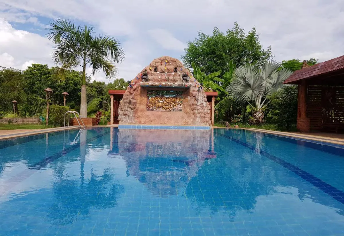 Area and facilities in Changthai Comfort Guest House