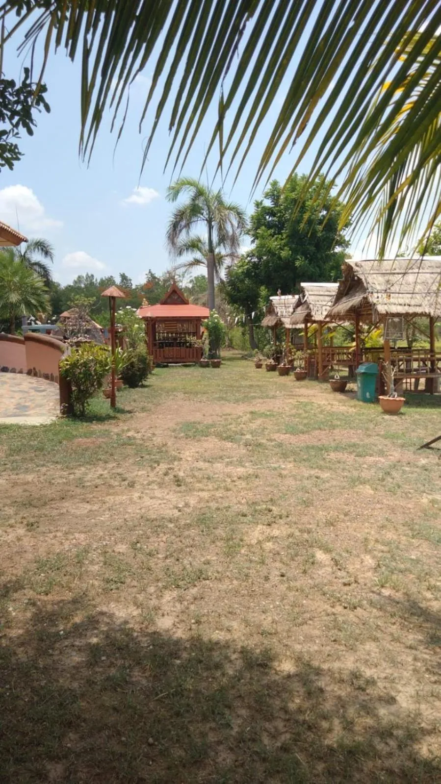 Area and facilities in Changthai Comfort Guest House